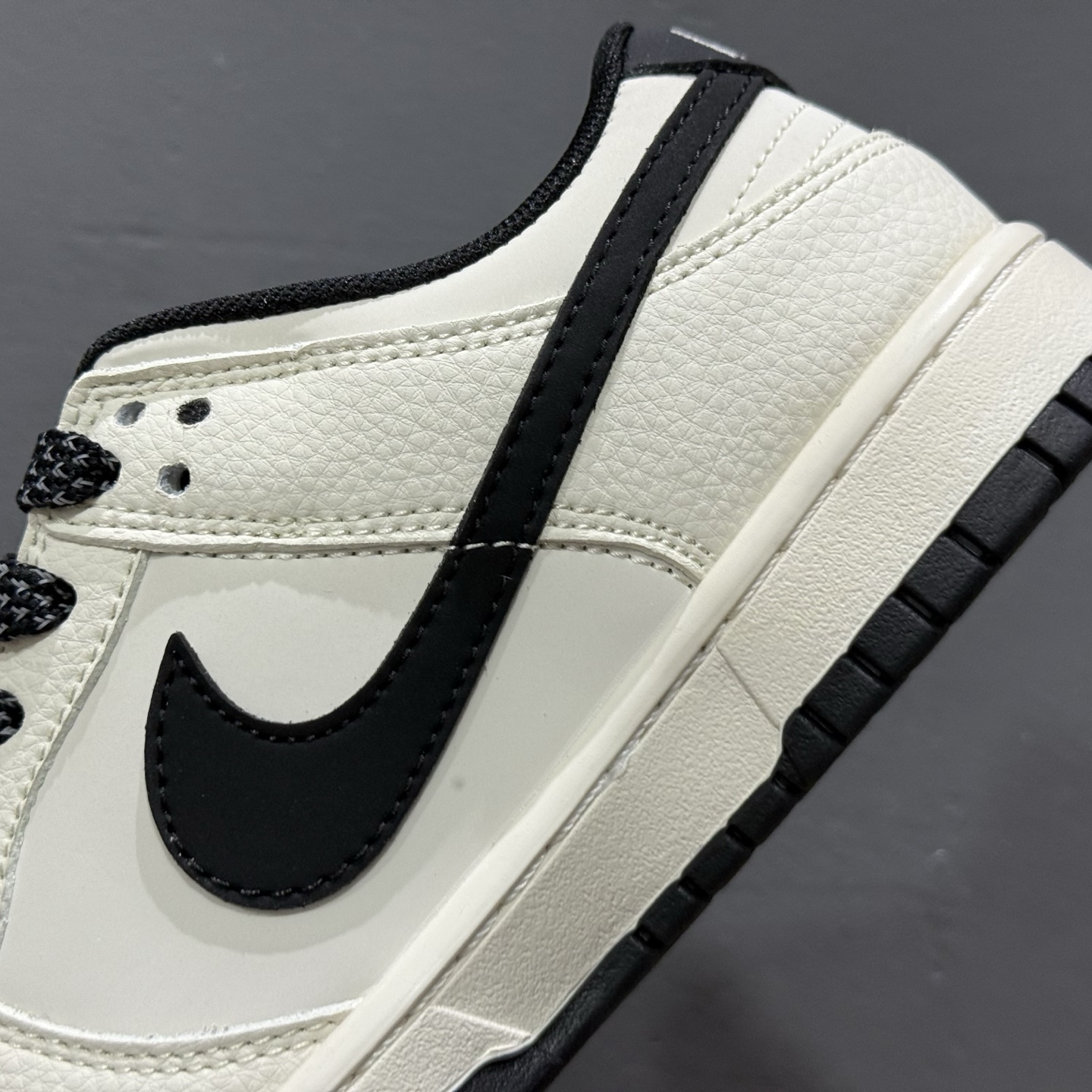 280 Stussy x Nike Dunk Low 闪电米黑 QW5836-018-Chinese UA Cheap High Quatity Brand Clothes Bags handbags Sneakers wholesale wholesaler seller from China Factory suppliers Fashion Clothing Shoes best Quality Beautiful Price 280 Stussy x Nike Dunk Low 闪电米黑 QW5836-018