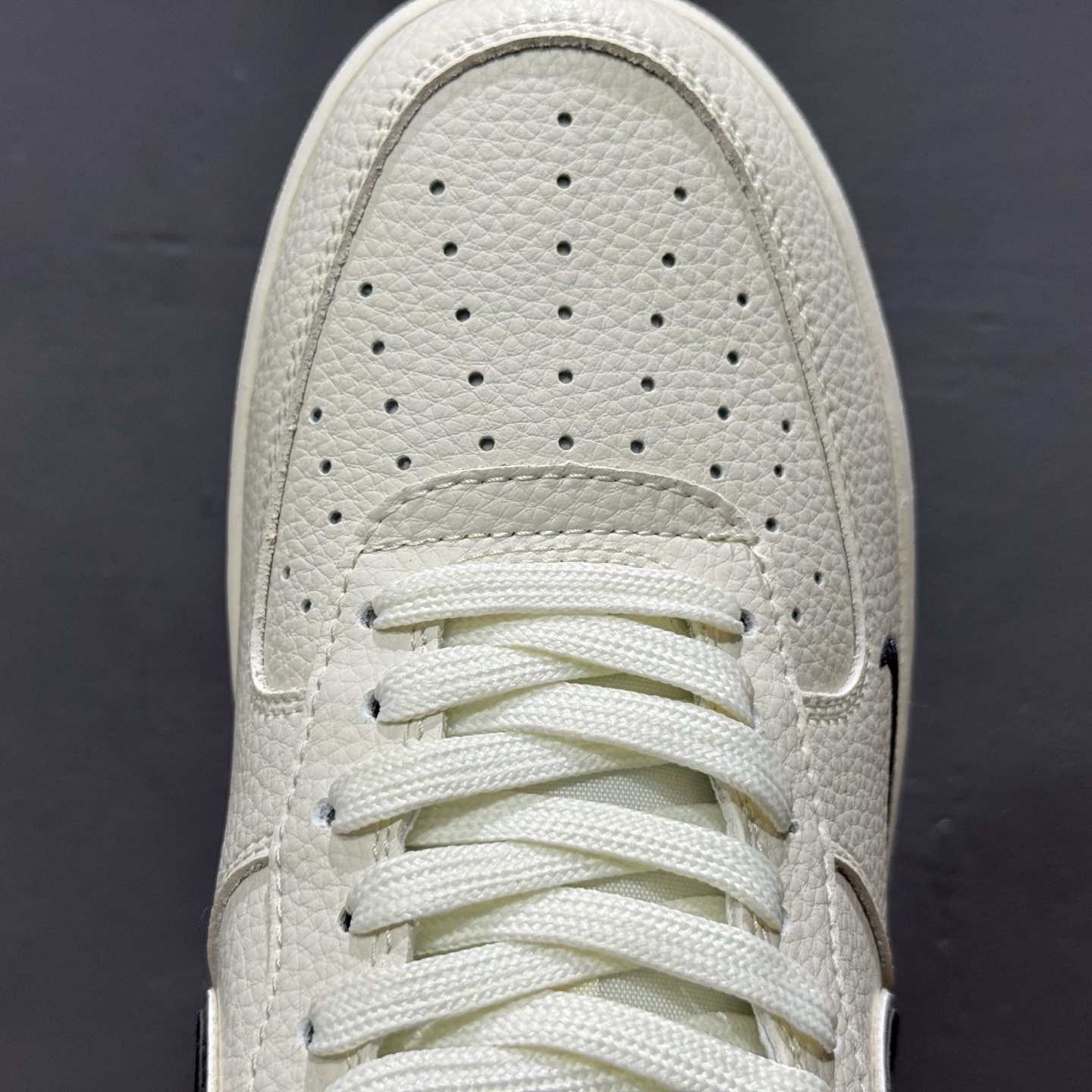 ¥260 Nike Air Force 1'07 Low 米黑鬼脸 空军一号低帮休闲板鞋 DF0188-072-Chinese UA Cheap High Quatity Brand Clothes Bags handbags Sneakers wholesale wholesaler seller from China Factory suppliers Fashion Clothing Shoes best Quality Beautiful Price ¥260 Nike Air Force 1'07 Low 米黑鬼脸 空军一号低帮休闲板鞋 DF0188-072