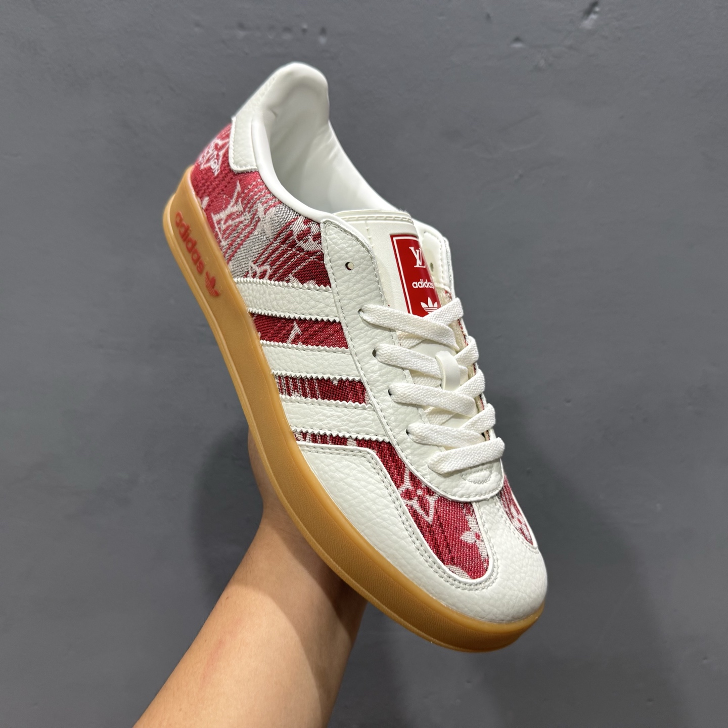 220 Louis Vuitton x adidas 灰红牛仔 SC9207-734-Chinese UA Cheap High Quatity Brand Clothes Bags handbags Sneakers wholesale wholesaler seller from China Factory suppliers Fashion Clothing Shoes best Quality Beautiful Price 220 Louis Vuitton x adidas 灰红牛仔 SC9207-734