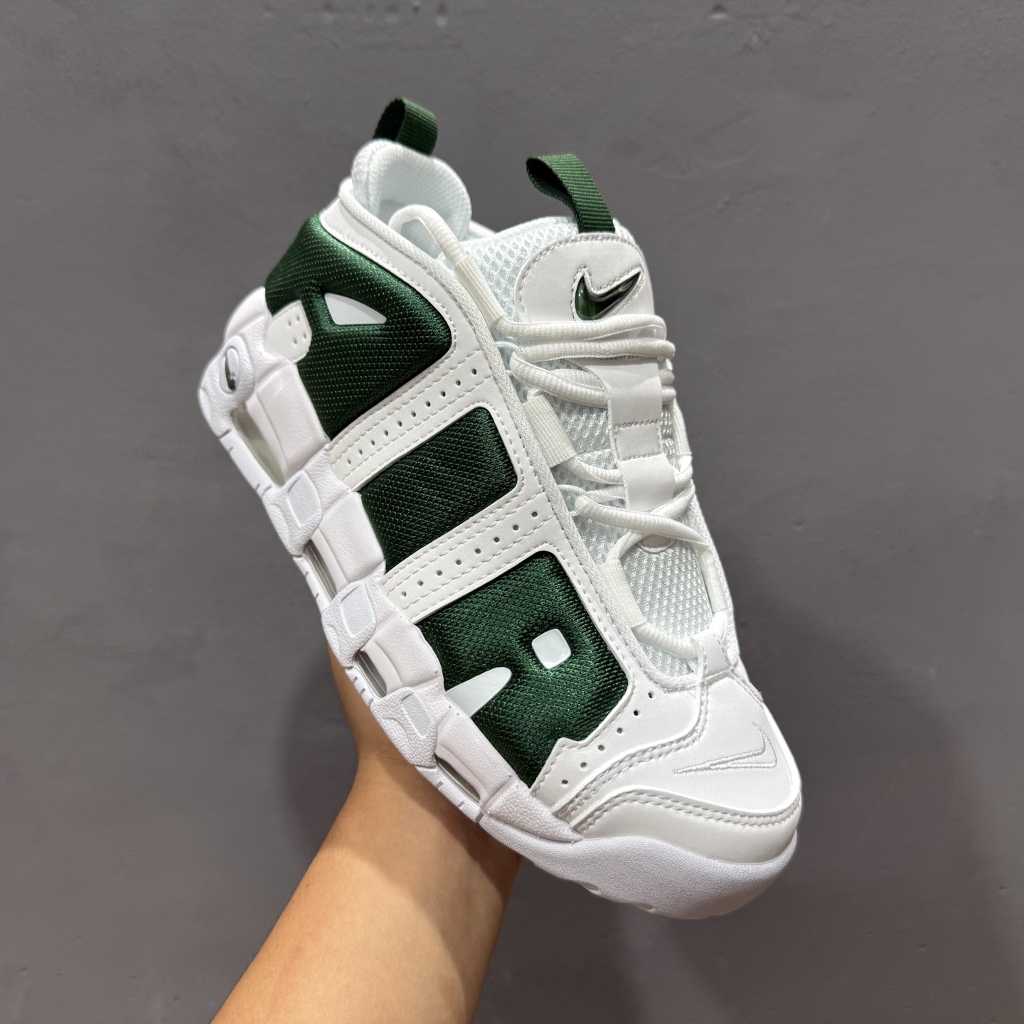 260 Air More Uptempo 大AIR网面 代表着历史最高版本皮蓬 FZ3055-102-Chinese UA Cheap High Quatity Brand Clothes Bags handbags Sneakers wholesale wholesaler seller from China Factory suppliers Fashion Clothing Shoes best Quality Beautiful Price 260 Air More Uptempo 大AIR网面 代表着历史最高版本皮蓬 FZ3055-102