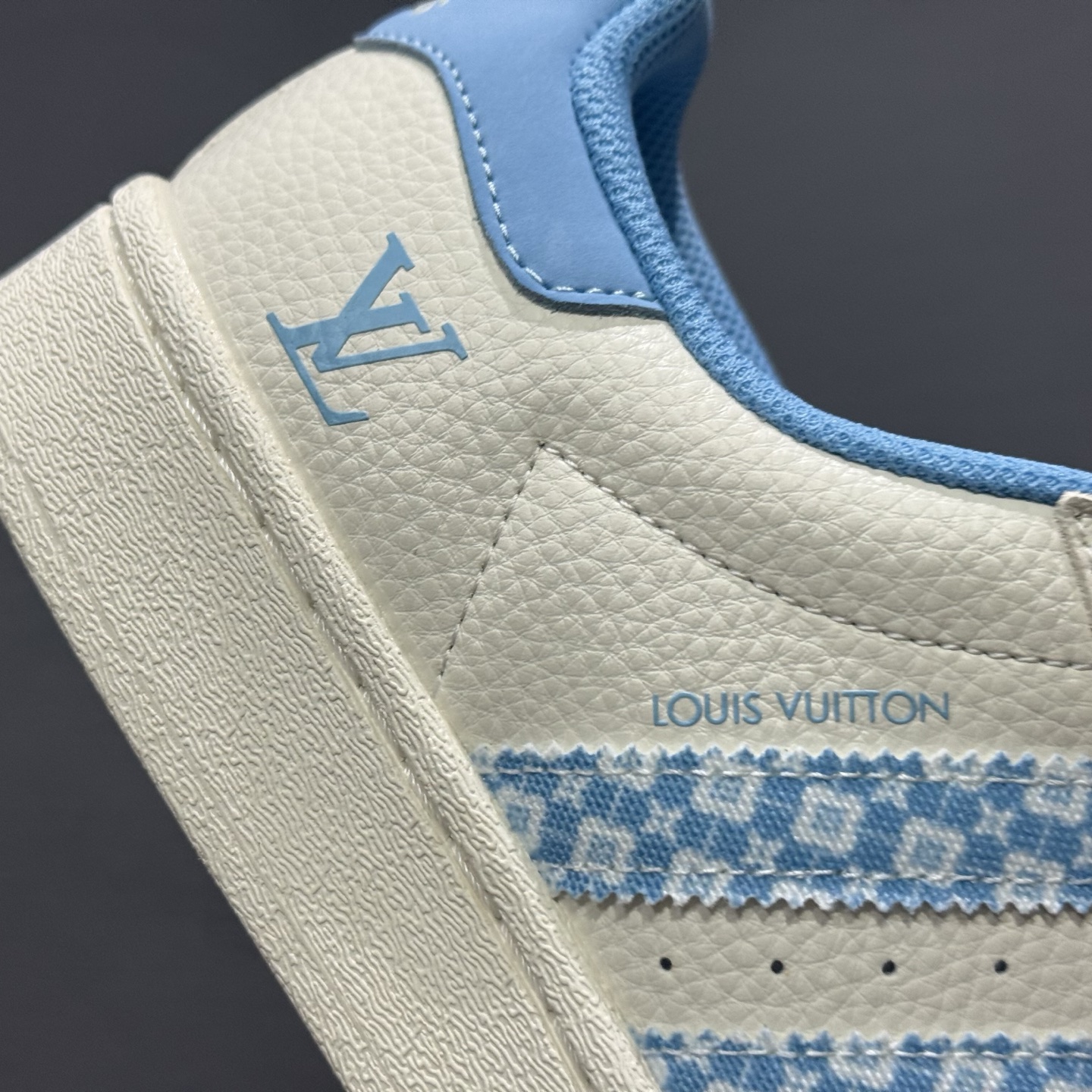 240 Adidas Originals Superstar 联名款 经典贝壳头 AD8014-Chinese UA Cheap High Quatity Brand Clothes Bags handbags Sneakers wholesale wholesaler seller from China Factory suppliers Fashion Clothing Shoes best Quality Beautiful Price 240 Adidas Originals Superstar 联名款 经典贝壳头 AD8014