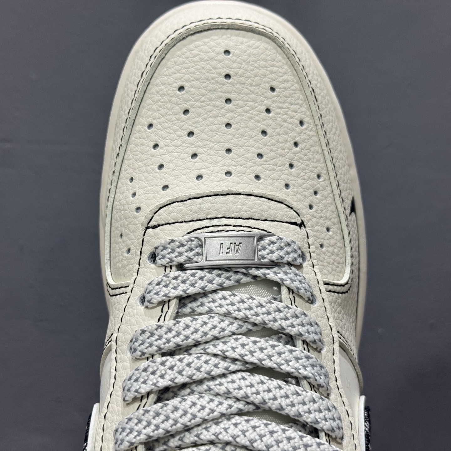 ¥260 Nike Air Force 1'07 Low LV联名 黑线黑牛仔 空军一号低帮休闲板鞋 YX5066-347-Chinese UA Cheap High Quatity Brand Clothes Bags handbags Sneakers wholesale wholesaler seller from China Factory suppliers Fashion Clothing Shoes best Quality Beautiful Price ¥260 Nike Air Force 1'07 Low LV联名 黑线黑牛仔 空军一号低帮休闲板鞋 YX5066-347