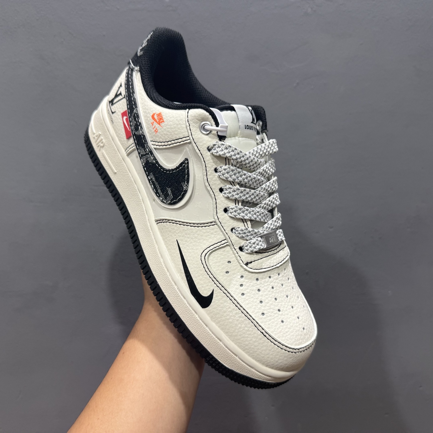 ¥260 Nike Air Force 1'07 Low LV联名 黑线黑牛仔 空军一号低帮休闲板鞋 YX5066-347-Chinese UA Cheap High Quatity Brand Clothes Bags handbags Sneakers wholesale wholesaler seller from China Factory suppliers Fashion Clothing Shoes best Quality Beautiful Price ¥260 Nike Air Force 1'07 Low LV联名 黑线黑牛仔 空军一号低帮休闲板鞋 YX5066-347