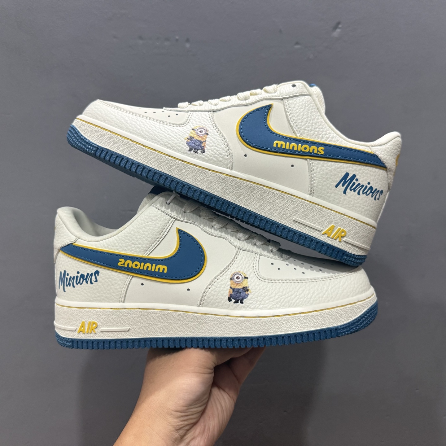 260 Minians x NIke Air Force 1 白蓝金韵 SC0601-566-Chinese UA Cheap High Quatity Brand Clothes Bags handbags Sneakers wholesale wholesaler seller from China Factory suppliers Fashion Clothing Shoes best Quality Beautiful Price 260 Minians x NIke Air Force 1 白蓝金韵 SC0601-566