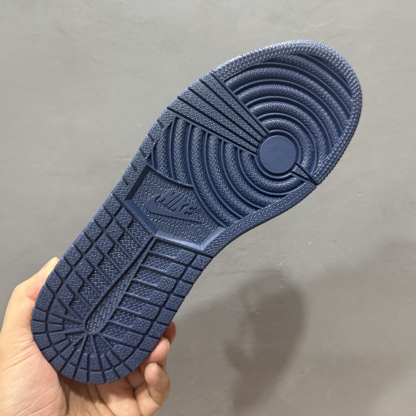 280 Louis Vuitton x Air Jordan 1 Low 沁蓝牛仔 XQ1979-002-Chinese UA Cheap High Quatity Brand Clothes Bags handbags Sneakers wholesale wholesaler seller from China Factory suppliers Fashion Clothing Shoes best Quality Beautiful Price 280 Louis Vuitton x Air Jordan 1 Low 沁蓝牛仔 XQ1979-002