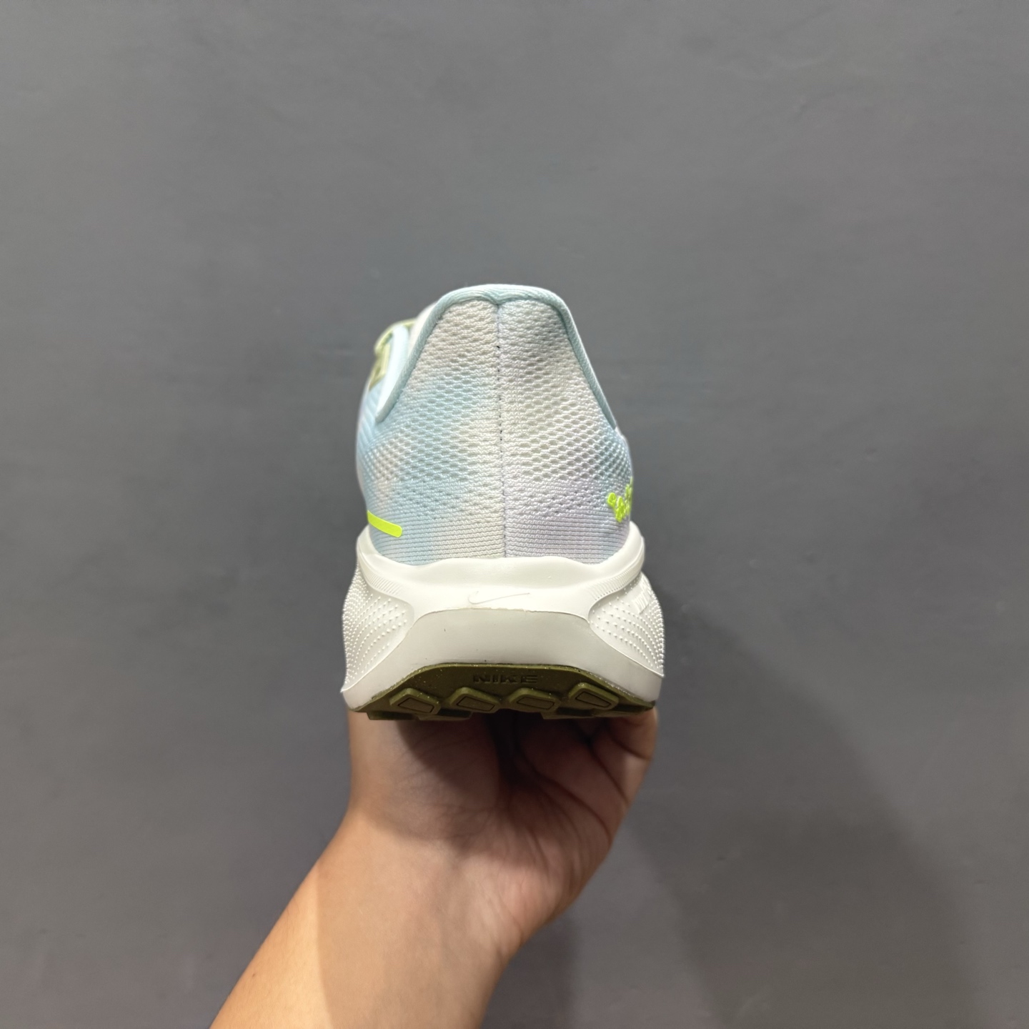 200 独家实拍NK Air Zoom Pegasus 41 飞马41代 网面跑步鞋 HQ3465-143-Chinese UA Cheap High Quatity Brand Clothes Bags handbags Sneakers wholesale wholesaler seller from China Factory suppliers Fashion Clothing Shoes best Quality Beautiful Price 200 独家实拍NK Air Zoom Pegasus 41 飞马41代 网面跑步鞋 HQ3465-143