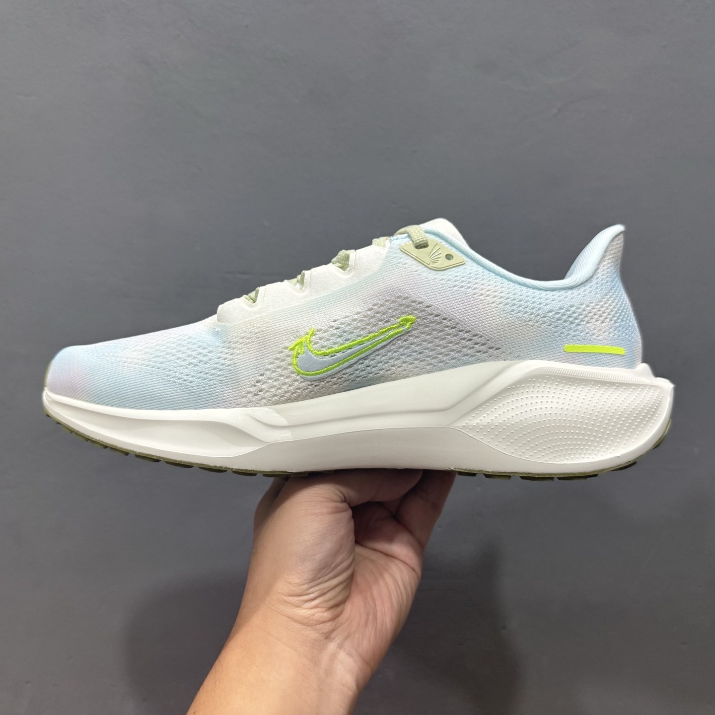 200 独家实拍NK Air Zoom Pegasus 41 飞马41代 网面跑步鞋 HQ3465-143-Chinese UA Cheap High Quatity Brand Clothes Bags handbags Sneakers wholesale wholesaler seller from China Factory suppliers Fashion Clothing Shoes best Quality Beautiful Price 200 独家实拍NK Air Zoom Pegasus 41 飞马41代 网面跑步鞋 HQ3465-143