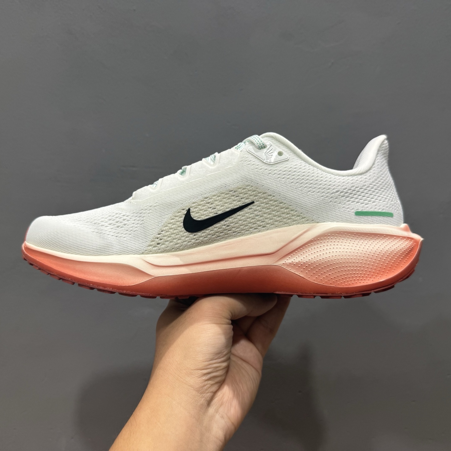 180 Nk Air Zoom Pegasus 41 耐克网面透气轻便耐磨跑鞋 HJ7037-100