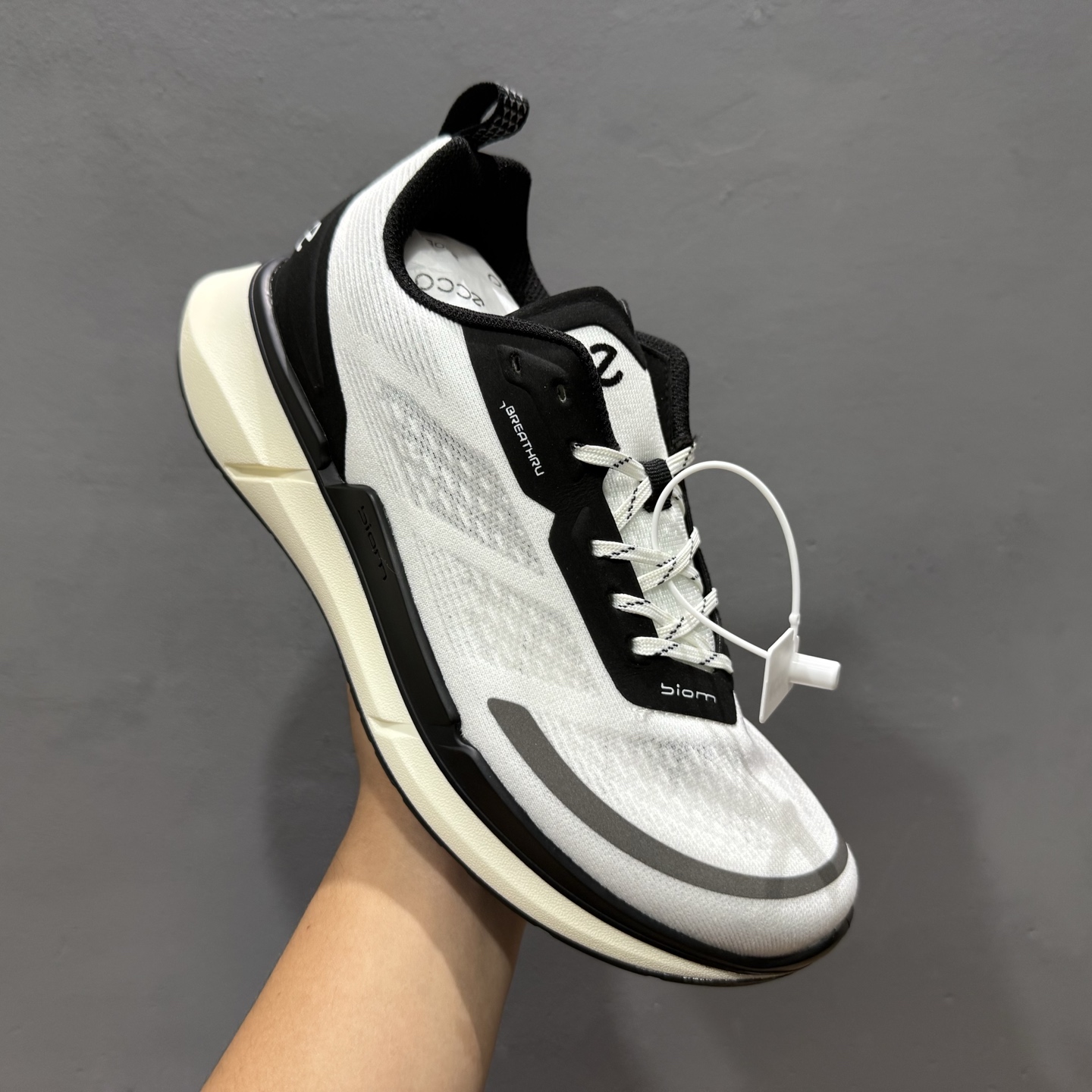 300 X/ECCO爱步 小红书爆款 新款百搭休闲款 Ecco/爱步男士跑步鞋休闲鞋透气轻质系带轻便运动鞋-Chinese UA Cheap High Quatity Brand Clothes Bags handbags Sneakers wholesale wholesaler seller from China Factory suppliers Fashion Clothing Shoes best Quality Beautiful Price 300 X/ECCO爱步 小红书爆款 新款百搭休闲款 Ecco/爱步男士跑步鞋休闲鞋透气轻质系带轻便运动鞋