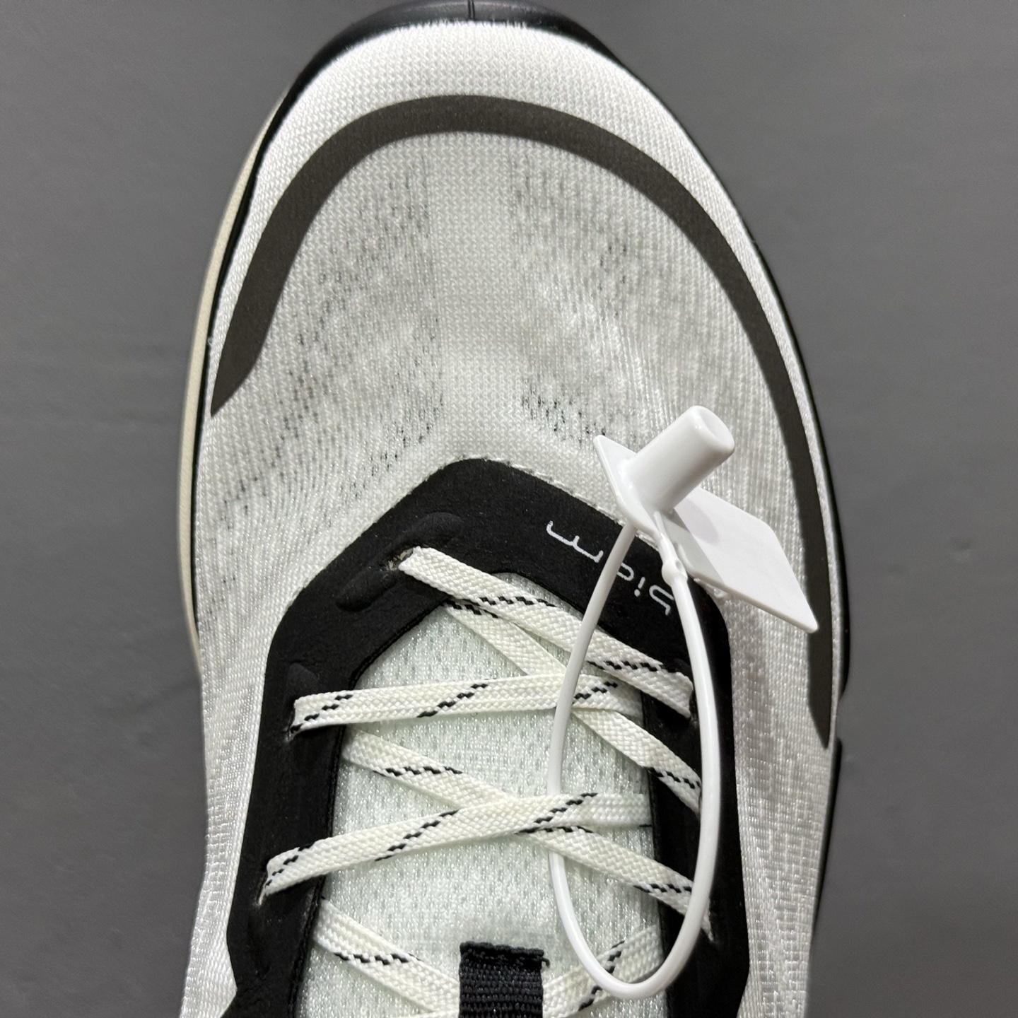 300 X/ECCO爱步 小红书爆款 新款百搭休闲款 Ecco/爱步男士跑步鞋休闲鞋透气轻质系带轻便运动鞋-Chinese UA Cheap High Quatity Brand Clothes Bags handbags Sneakers wholesale wholesaler seller from China Factory suppliers Fashion Clothing Shoes best Quality Beautiful Price 300 X/ECCO爱步 小红书爆款 新款百搭休闲款 Ecco/爱步男士跑步鞋休闲鞋透气轻质系带轻便运动鞋