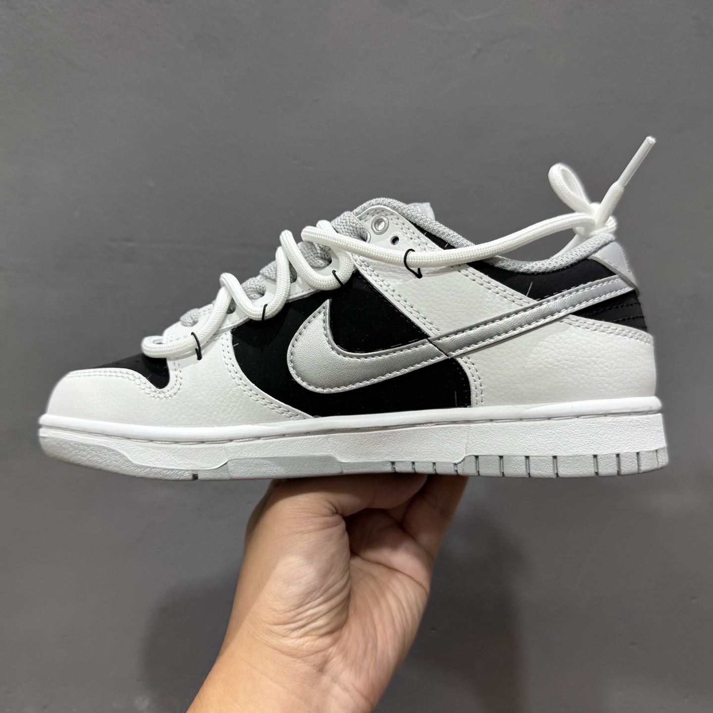 280 Nike Dunk Low 星黎 反转黑白 WS0414-025-Chinese UA Cheap High Quatity Brand Clothes Bags handbags Sneakers wholesale wholesaler seller from China Factory suppliers Fashion Clothing Shoes best Quality Beautiful Price 280 Nike Dunk Low 星黎 反转黑白 WS0414-025