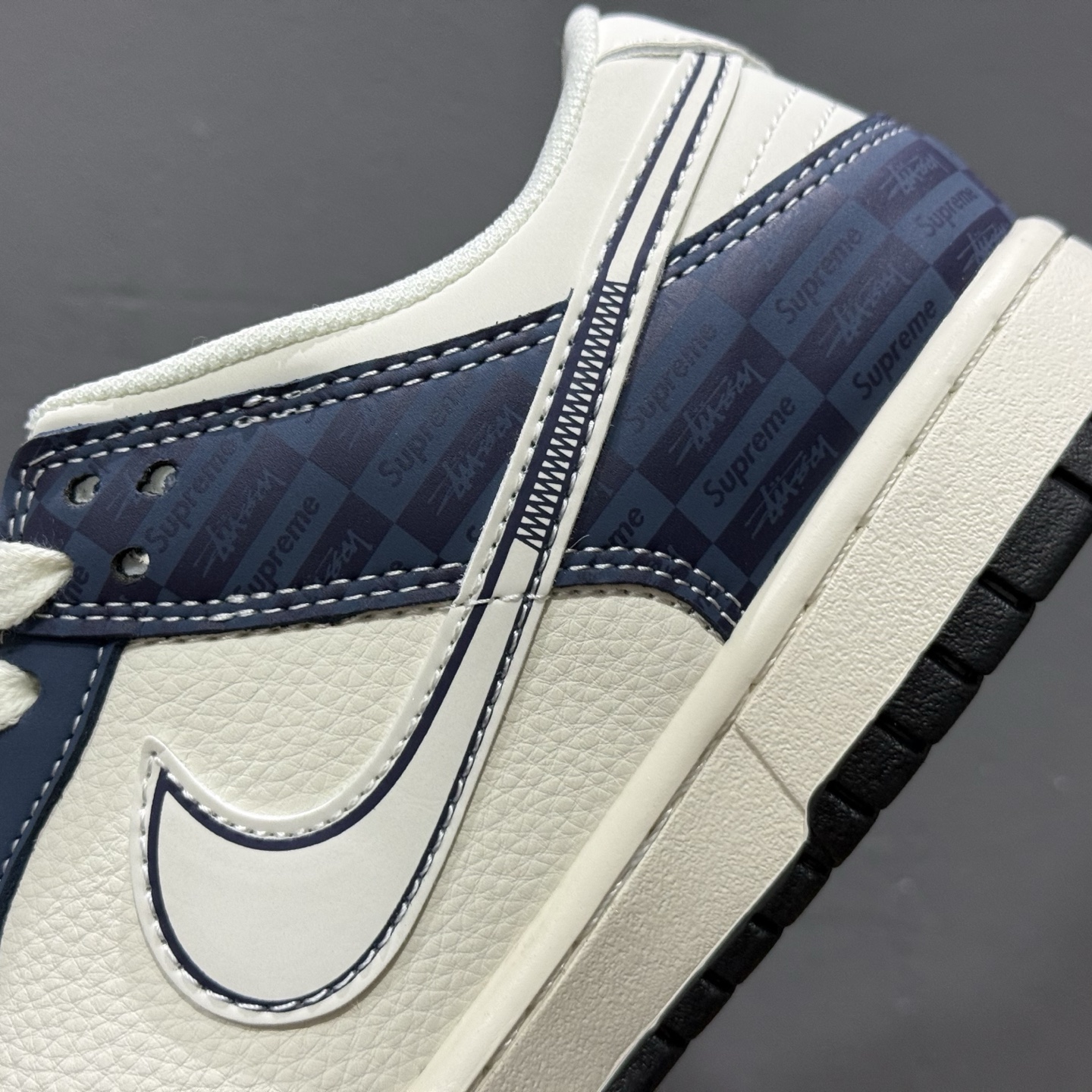 280 Supreme x Nike Dunk Low 暗刻蓝 FC1688-228-Chinese UA Cheap High Quatity Brand Clothes Bags handbags Sneakers wholesale wholesaler seller from China Factory suppliers Fashion Clothing Shoes best Quality Beautiful Price 280 Supreme x Nike Dunk Low 暗刻蓝 FC1688-228