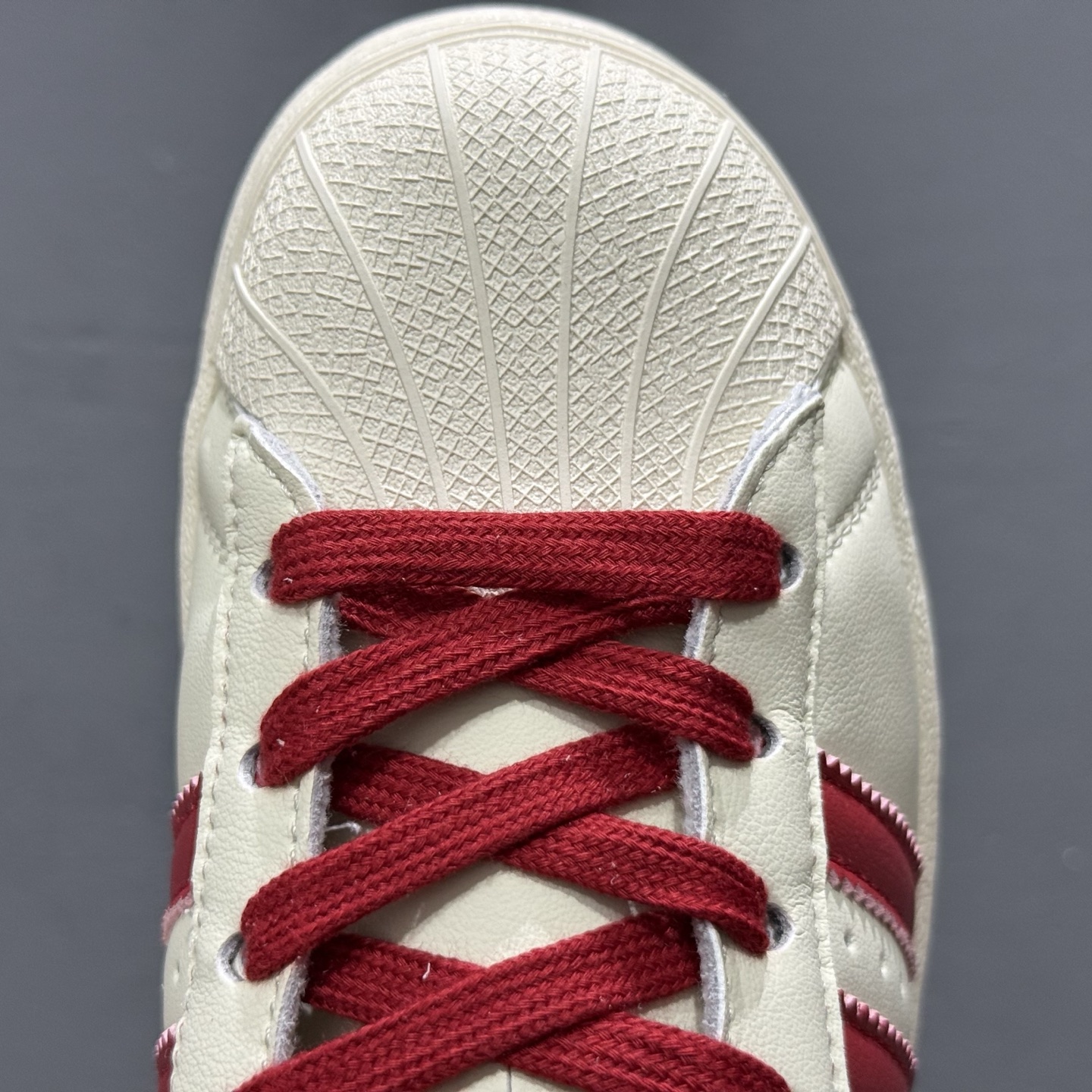 220 独家实拍Avavav x Adidas Superstar ”Superfinger“ JP7142 联名款 超级手指 贝壳头休闲板鞋-Chinese UA Cheap High Quatity Brand Clothes Bags handbags Sneakers wholesale wholesaler seller from China Factory suppliers Fashion Clothing Shoes best Quality Beautiful Price 220 独家实拍Avavav x Adidas Superstar ”Superfinger“ JP7142 联名款 超级手指 贝壳头休闲板鞋