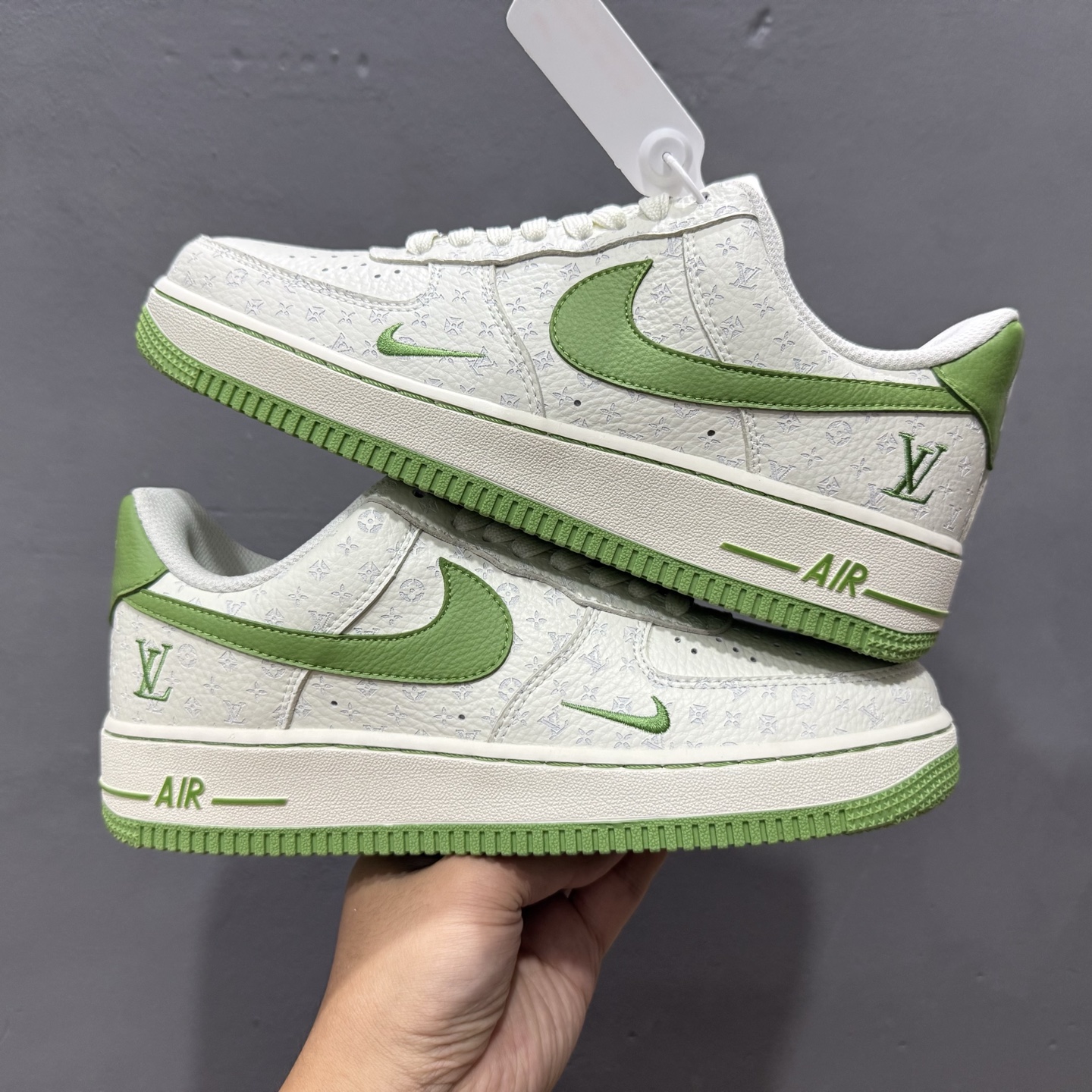 260 Louis Vuitton x NIke Air Force 1 白绿 LW9279-016-Chinese UA Cheap High Quatity Brand Clothes Bags handbags Sneakers wholesale wholesaler seller from China Factory suppliers Fashion Clothing Shoes best Quality Beautiful Price 260 Louis Vuitton x NIke Air Force 1 白绿 LW9279-016