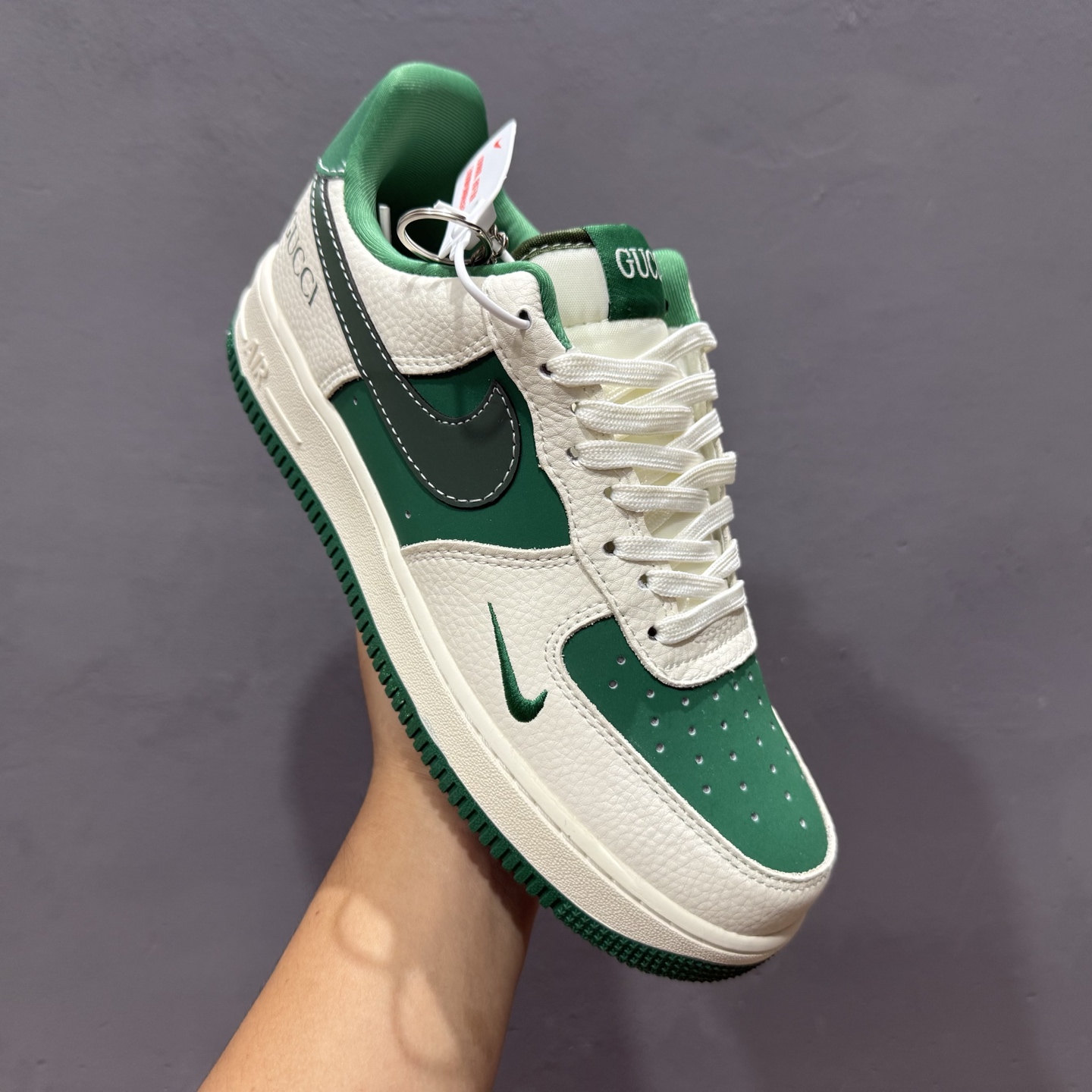 ¥260 Nike Air Force 1'07 Low 古驰联名 米绿底 空军一号低帮休闲板鞋 KK1988-083-Chinese UA Cheap High Quatity Brand Clothes Bags handbags Sneakers wholesale wholesaler seller from China Factory suppliers Fashion Clothing Shoes best Quality Beautiful Price ¥260 Nike Air Force 1'07 Low 古驰联名 米绿底 空军一号低帮休闲板鞋 KK1988-083