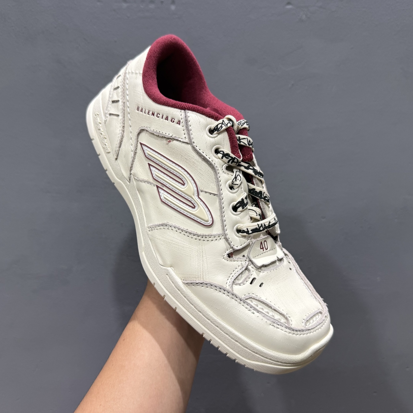 450 VG巴黎世家 18代 Balenciaga Hamptons Worn-Out 板鞋