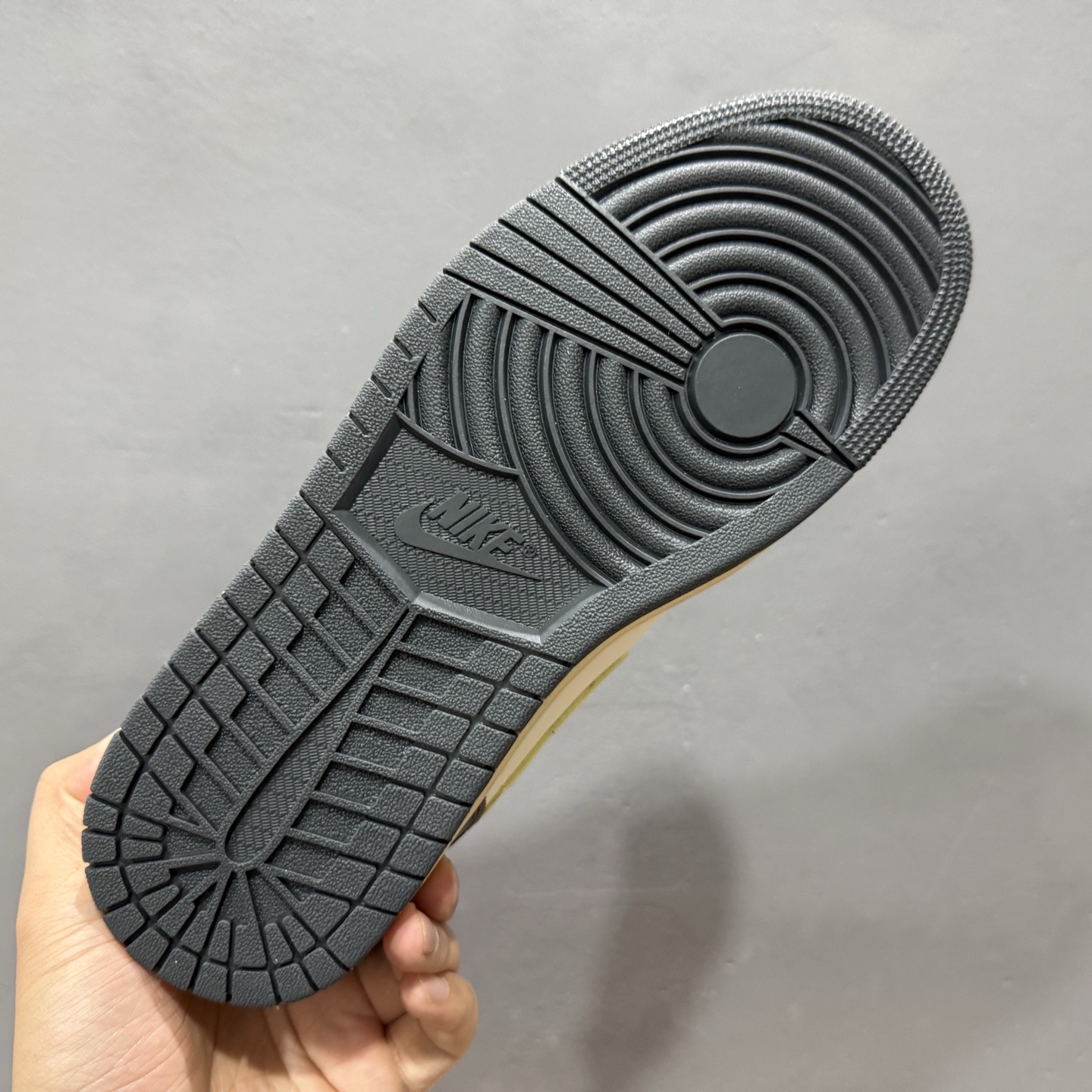 220 综合版 Jordan Air Jordan 1 85 Fall League黑白 HQ3009-003-Chinese UA Cheap High Quatity Brand Clothes Bags handbags Sneakers wholesale wholesaler seller from China Factory suppliers Fashion Clothing Shoes best Quality Beautiful Price 220 综合版 Jordan Air Jordan 1 85 Fall League黑白 HQ3009-003