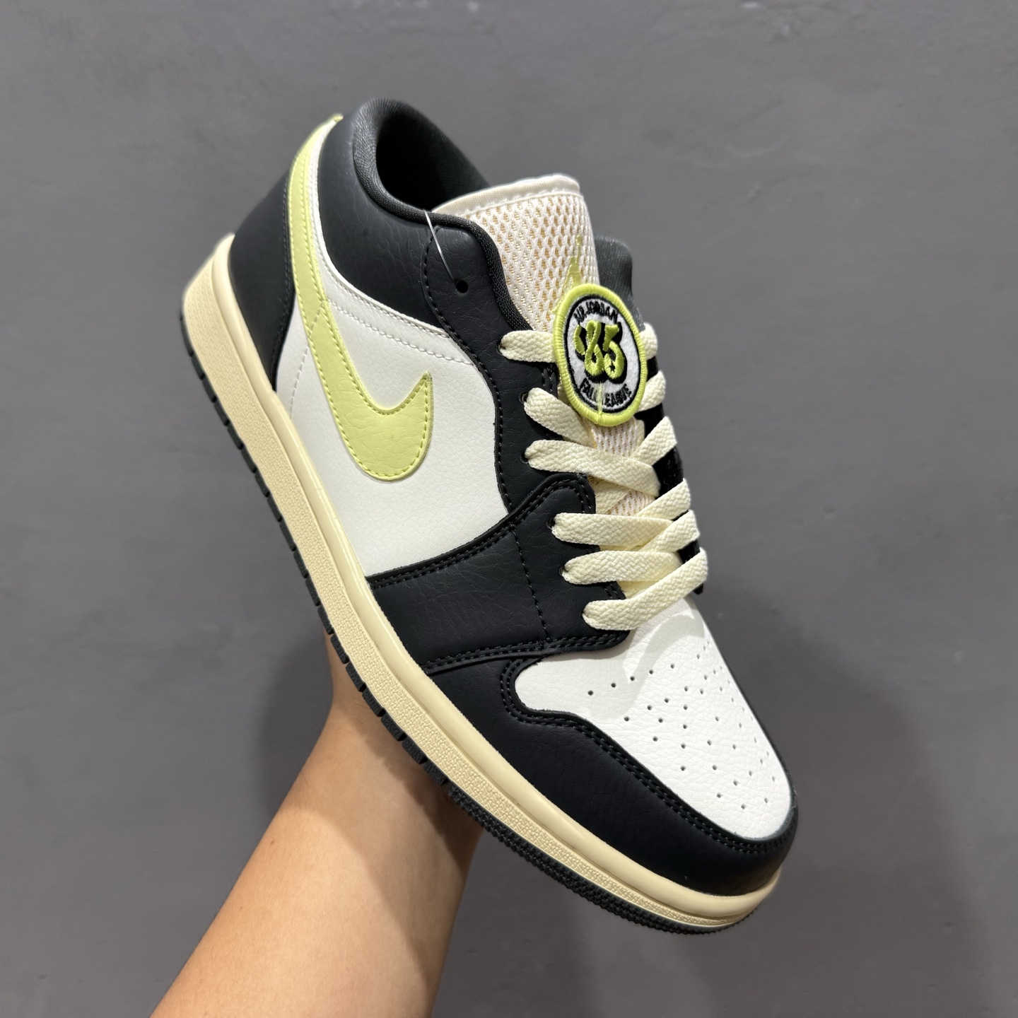 220 综合版 Jordan Air Jordan 1 85 Fall League黑白 HQ3009-003-Chinese UA Cheap High Quatity Brand Clothes Bags handbags Sneakers wholesale wholesaler seller from China Factory suppliers Fashion Clothing Shoes best Quality Beautiful Price 220 综合版 Jordan Air Jordan 1 85 Fall League黑白 HQ3009-003