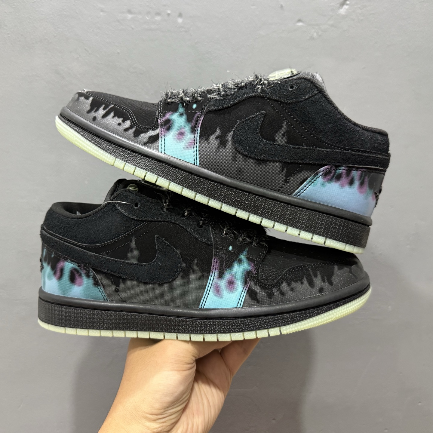 220 Air Jordan 1 Low 黑青紫 HQ3442-001-Chinese UA Cheap High Quatity Brand Clothes Bags handbags Sneakers wholesale wholesaler seller from China Factory suppliers Fashion Clothing Shoes best Quality Beautiful Price 220 Air Jordan 1 Low 黑青紫 HQ3442-001