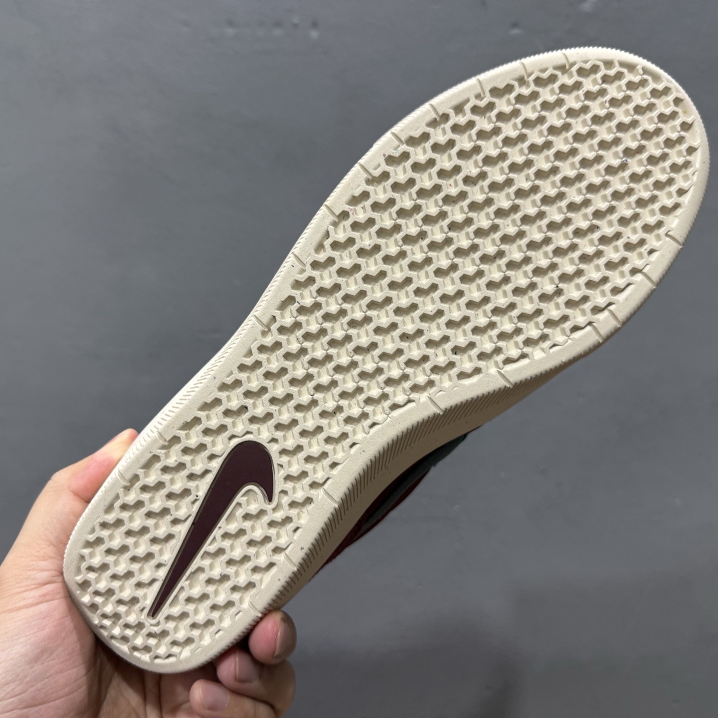 150 Nike SB Force 58 酒红 DV5477-602-Chinese UA Cheap High Quatity Brand Clothes Bags handbags Sneakers wholesale wholesaler seller from China Factory suppliers Fashion Clothing Shoes best Quality Beautiful Price 150 Nike SB Force 58 酒红 DV5477-602