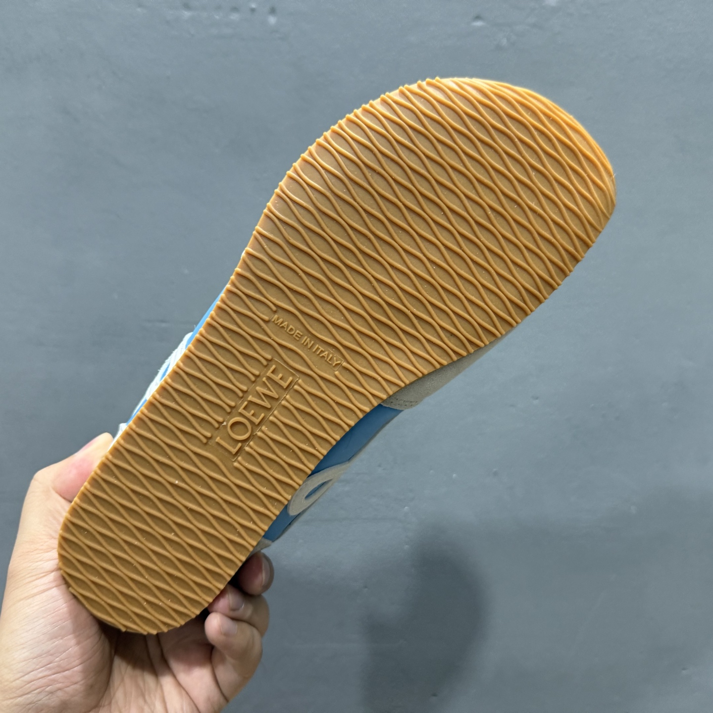 200 LOEWE FEEl. Balet Runner 2.0尼龙牛皮革圆头系带