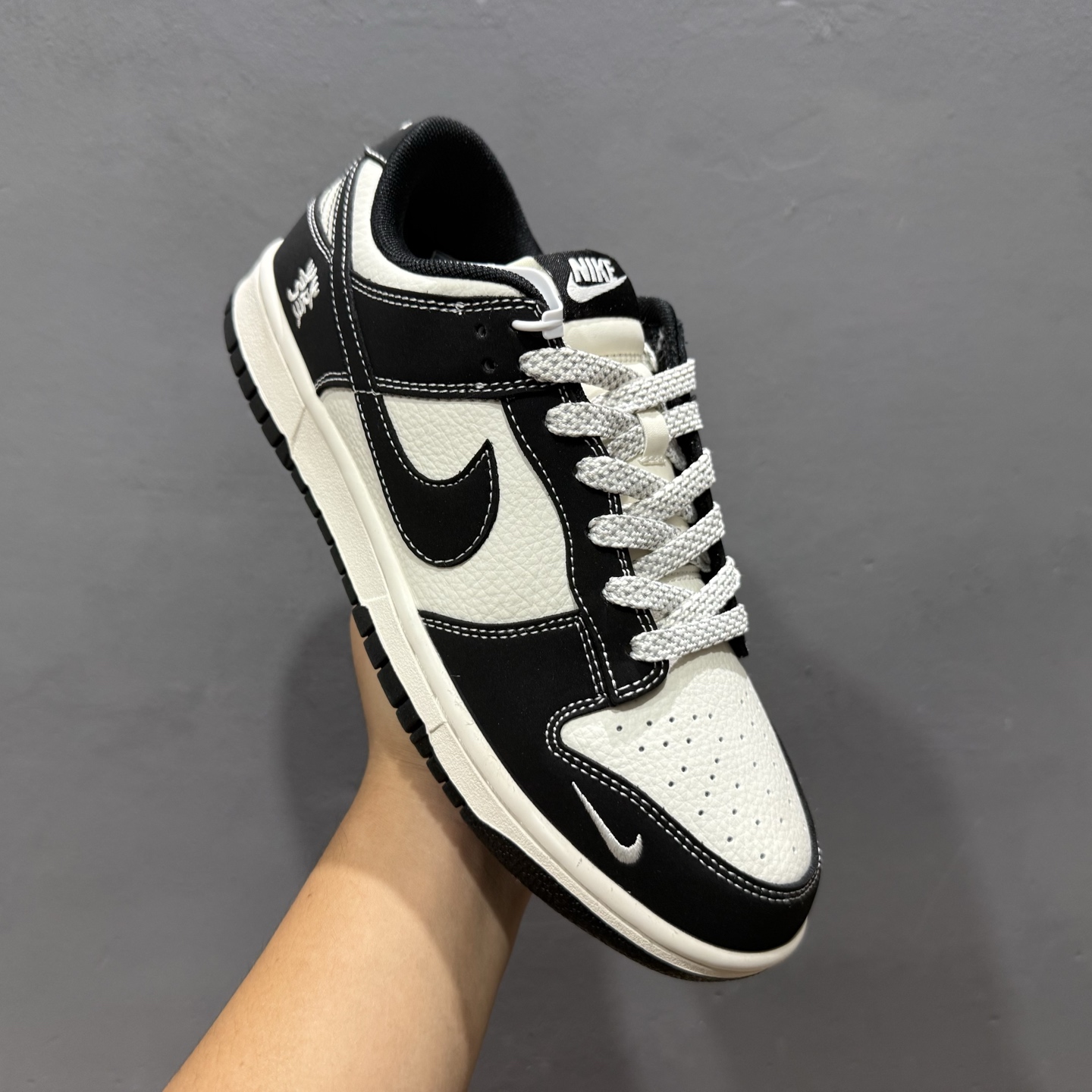 Nike Dunk Low 黑发 CS1688-112