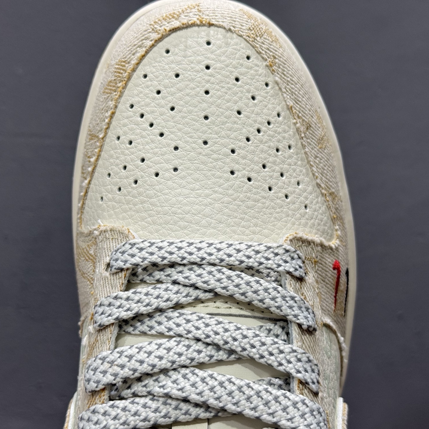280 Louis Vuitton x Nike Dunk Low 卡其牛仔 YX5066-377