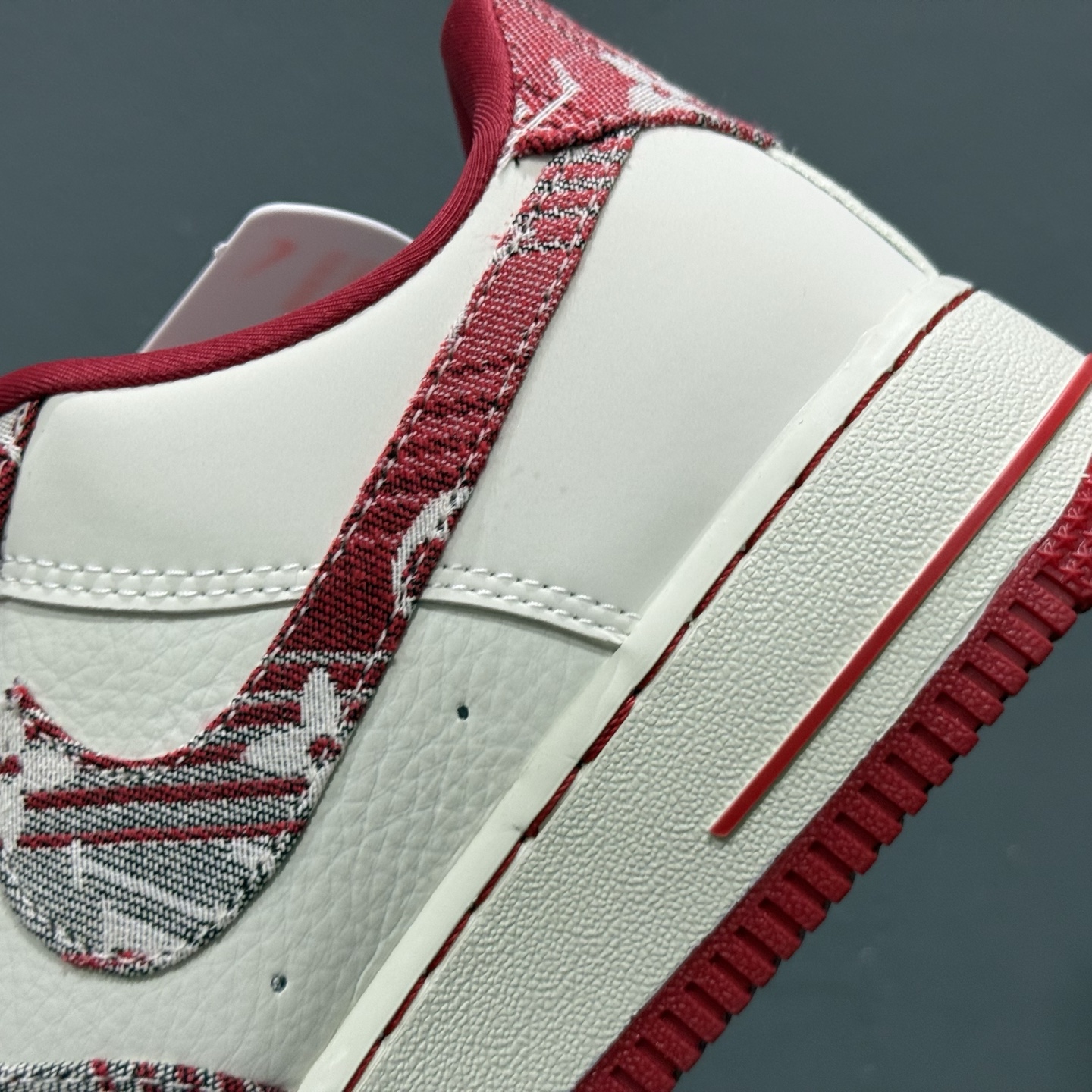 260 Louis Vuitton x NIke Air Force 1 灰红牛仔 SC9207-541