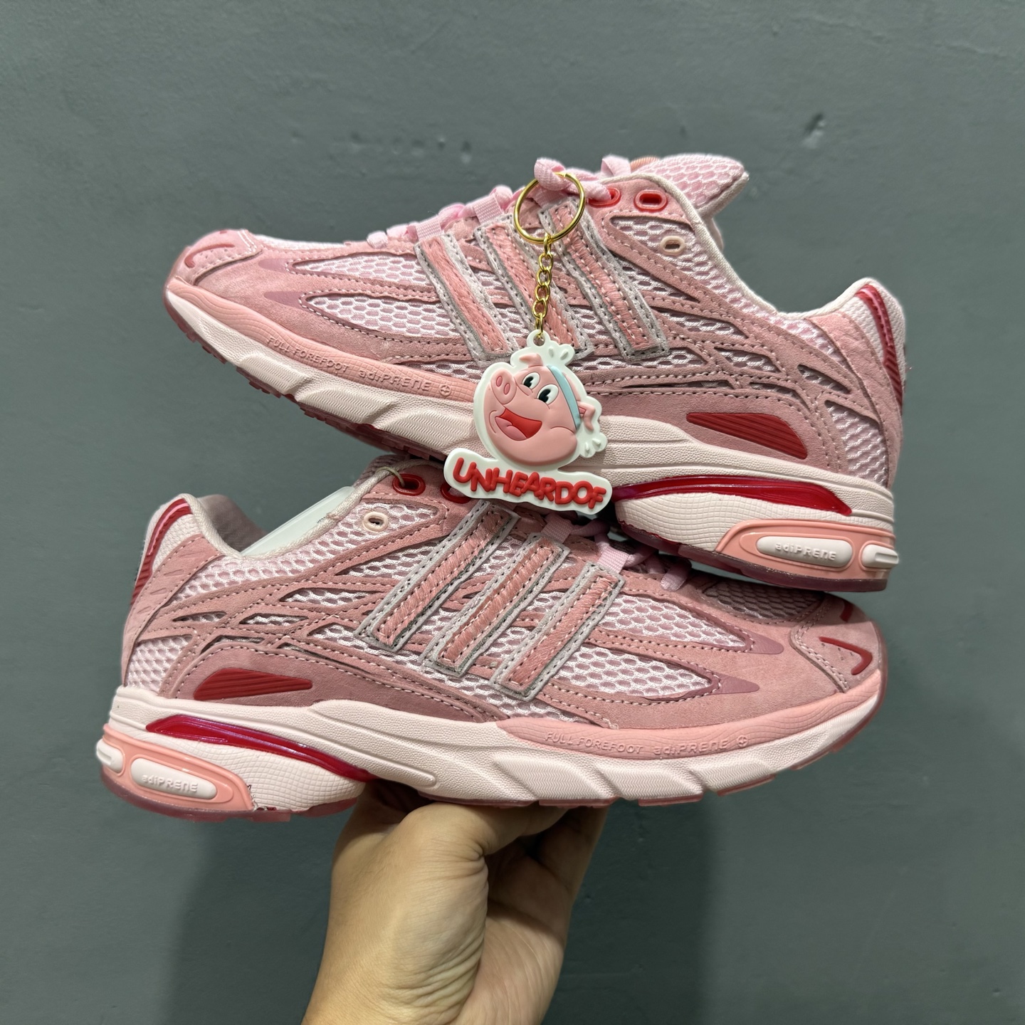 260 Unheardof x adidas originals Adistar Cushion 3 “Captain Piggy” 粉红色 JS2974