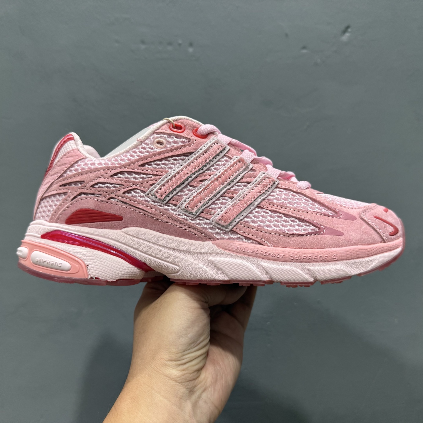 260 Unheardof x adidas originals Adistar Cushion 3 “Captain Piggy” 粉红色 JS2974