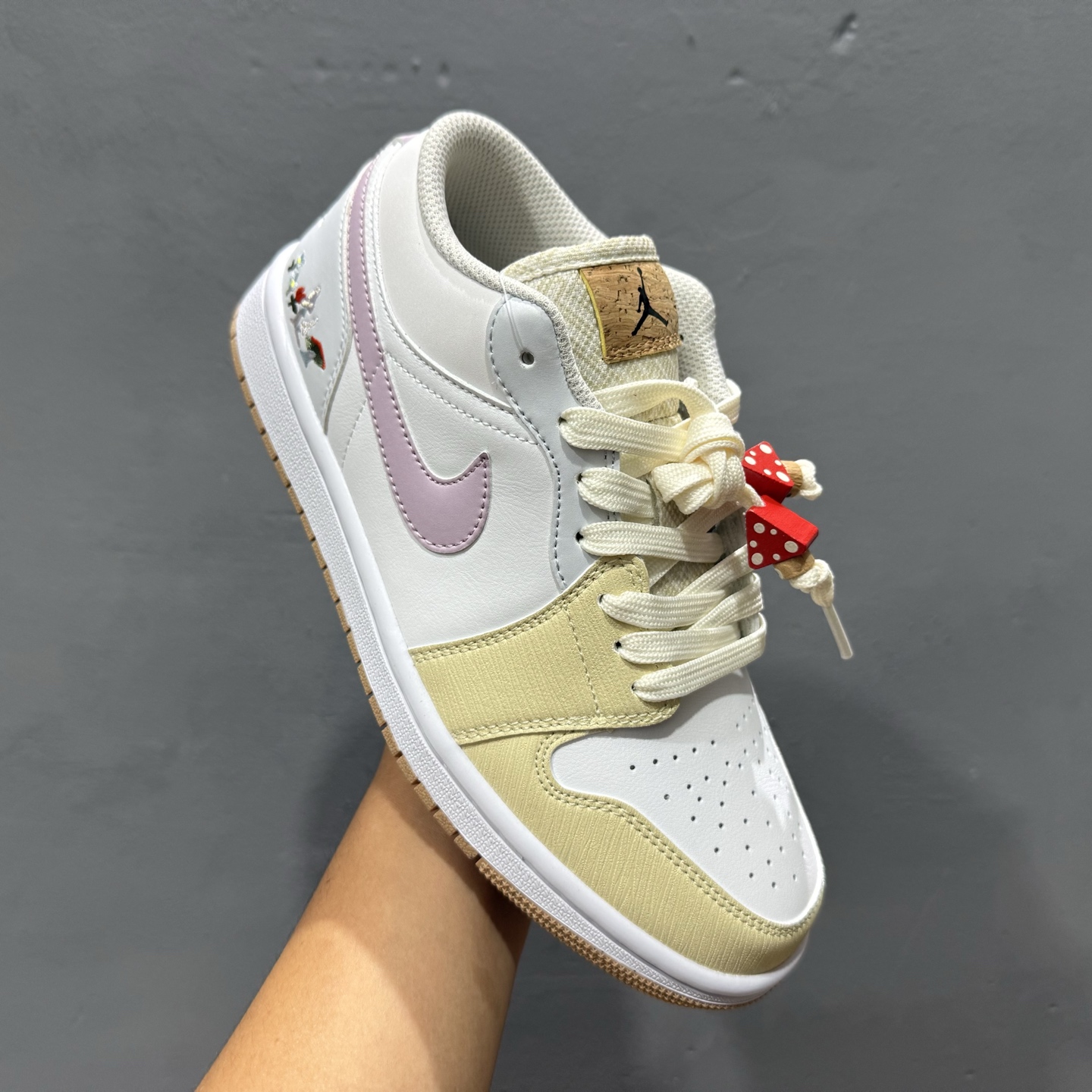 220 Air Jordan 1 Low 白黄紫刺绣 AJ1乔1低帮休闲板鞋 IB8861-151