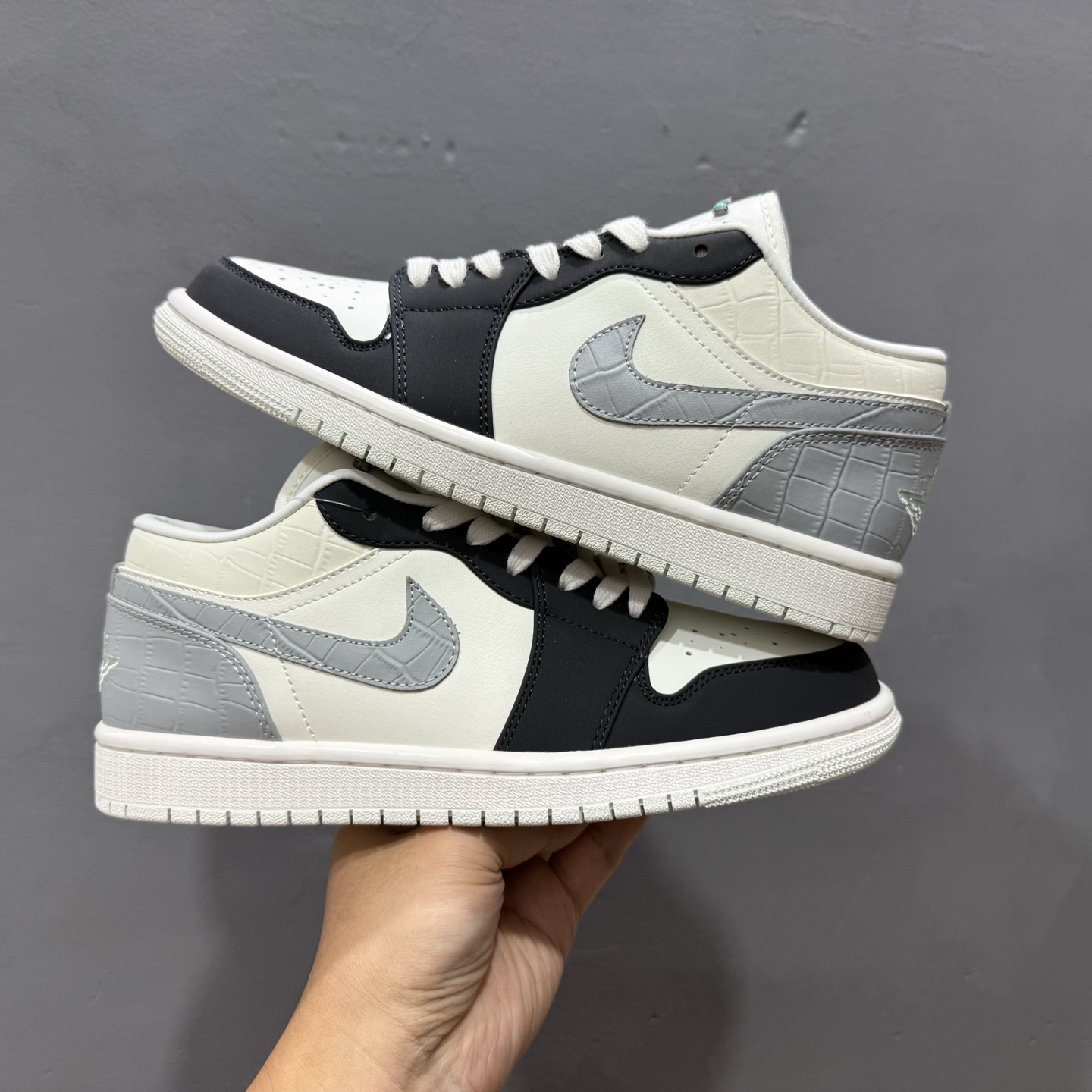 220 Air Jordan 1 Low 雾霾珍珠 AJ1乔1低帮休闲板鞋 IO2242-101