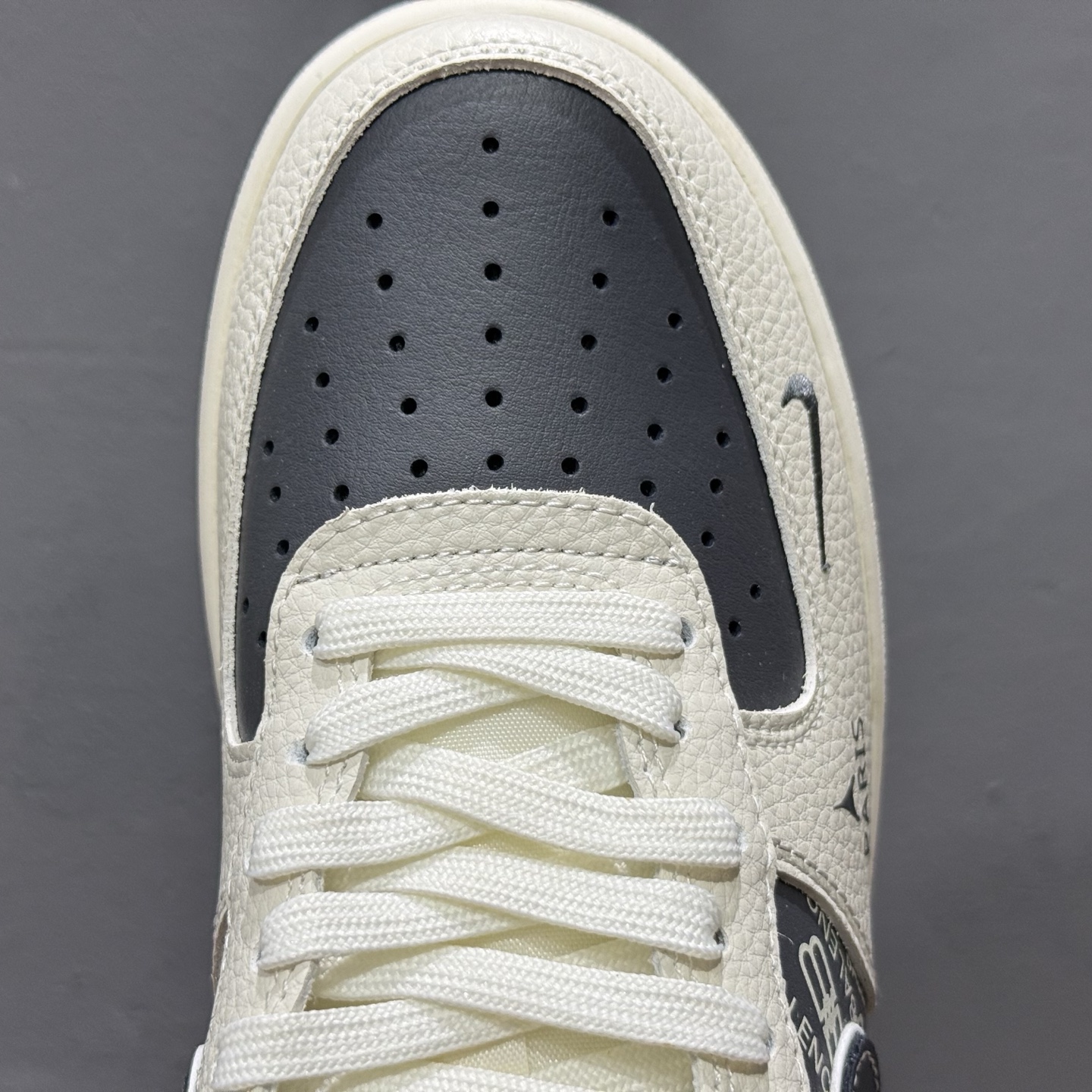 260 Nike Air Force 1 Low 空军一号低帮运动休闲板鞋 XL1979-103