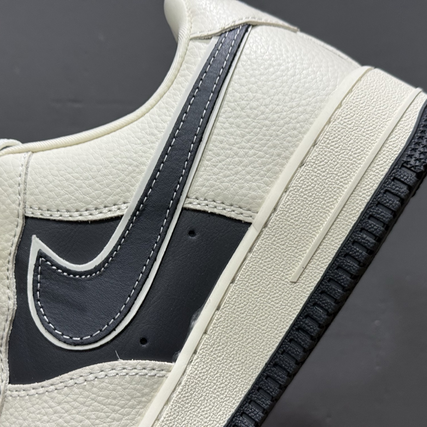 260 Nike Air Force 1 Low 空军一号低帮运动休闲板鞋 XL1979-103