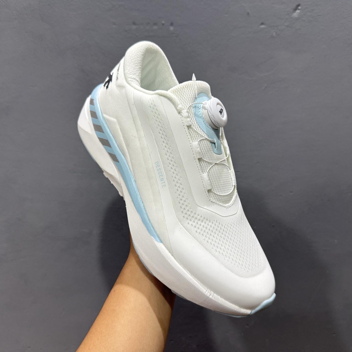 280 迪桑特·DESCENTE Boa Dfluid 流体系列越野徒步户外运动鞋 黄金耐磨锯齿外底