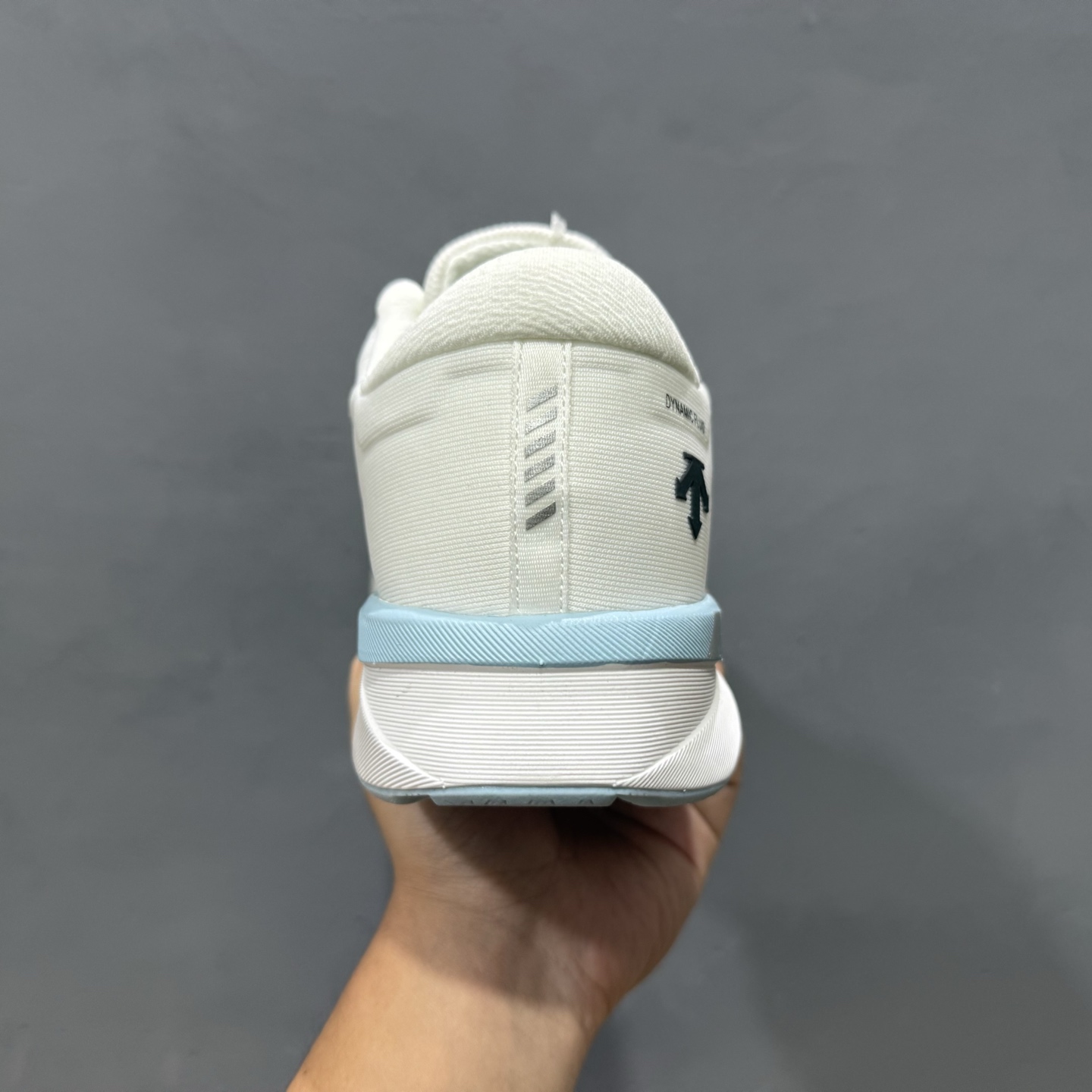 280 迪桑特·DESCENTE Boa Dfluid 流体系列越野徒步户外运动鞋 黄金耐磨锯齿外底