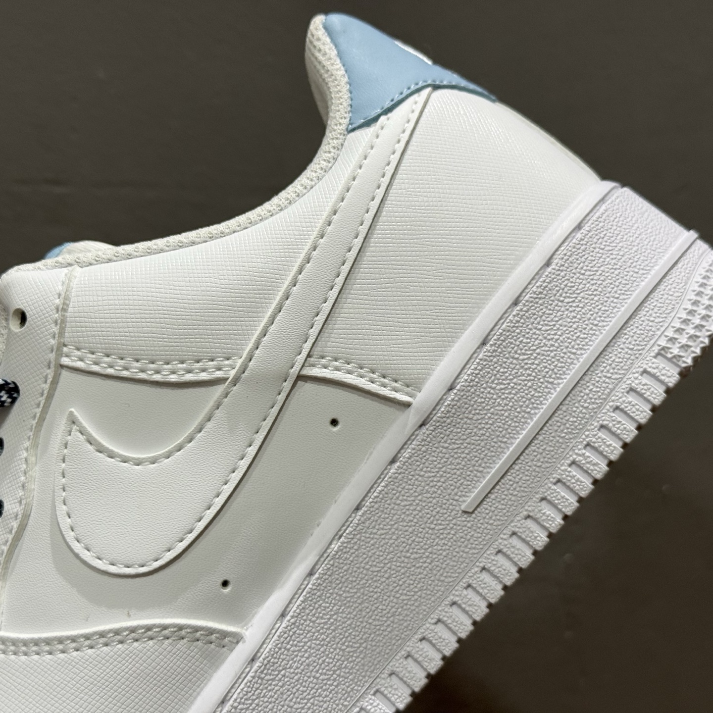 200 Nike Air Force1 07 low 白蓝尾 IB7167-101