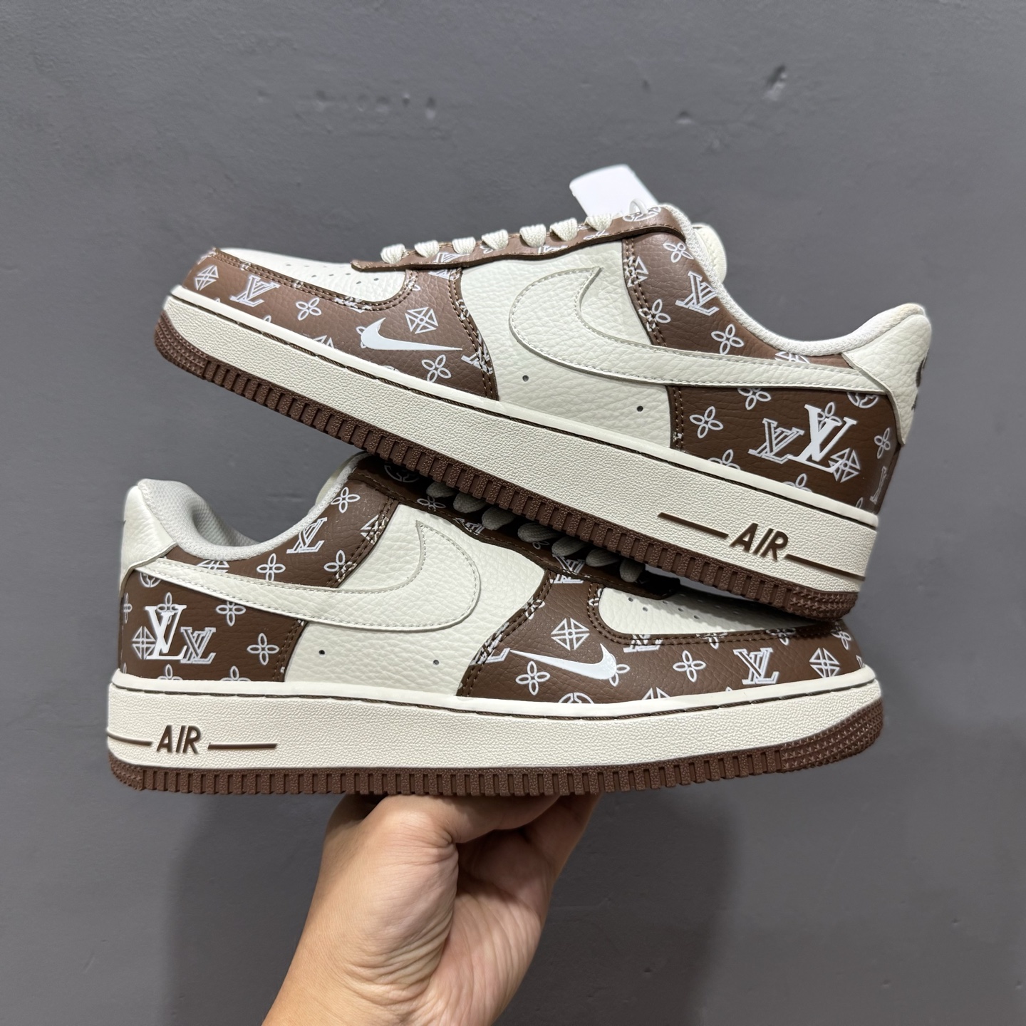 ￥260 Nike Air Force 1'07 Low LV联名 奶白棕 空军一号低帮休闲板鞋 LW9279-018