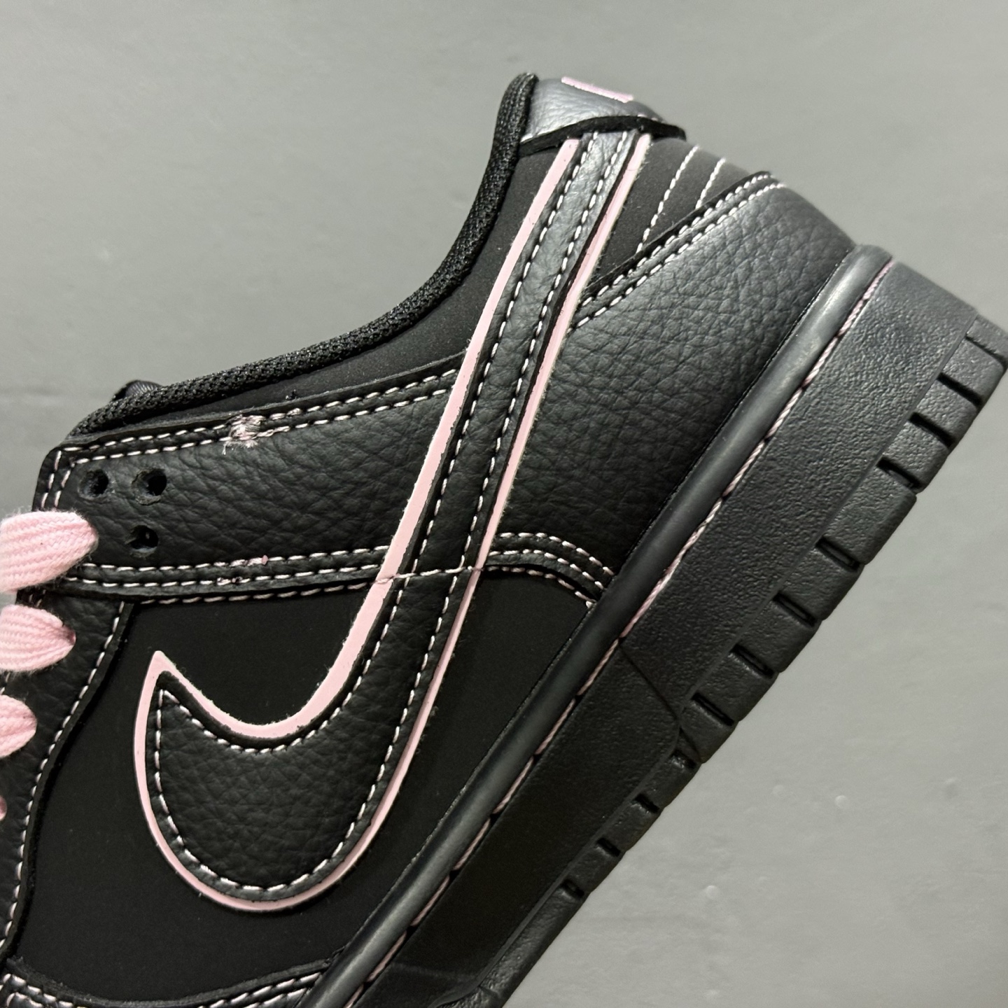 Supreme x Nike Dunk Low 全黑米线 QW5836-014