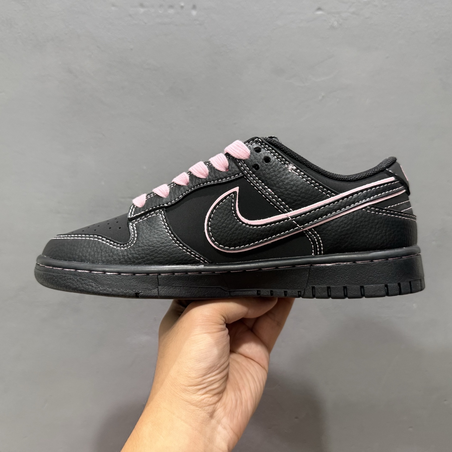 Supreme x Nike Dunk Low 全黑米线 QW5836-014