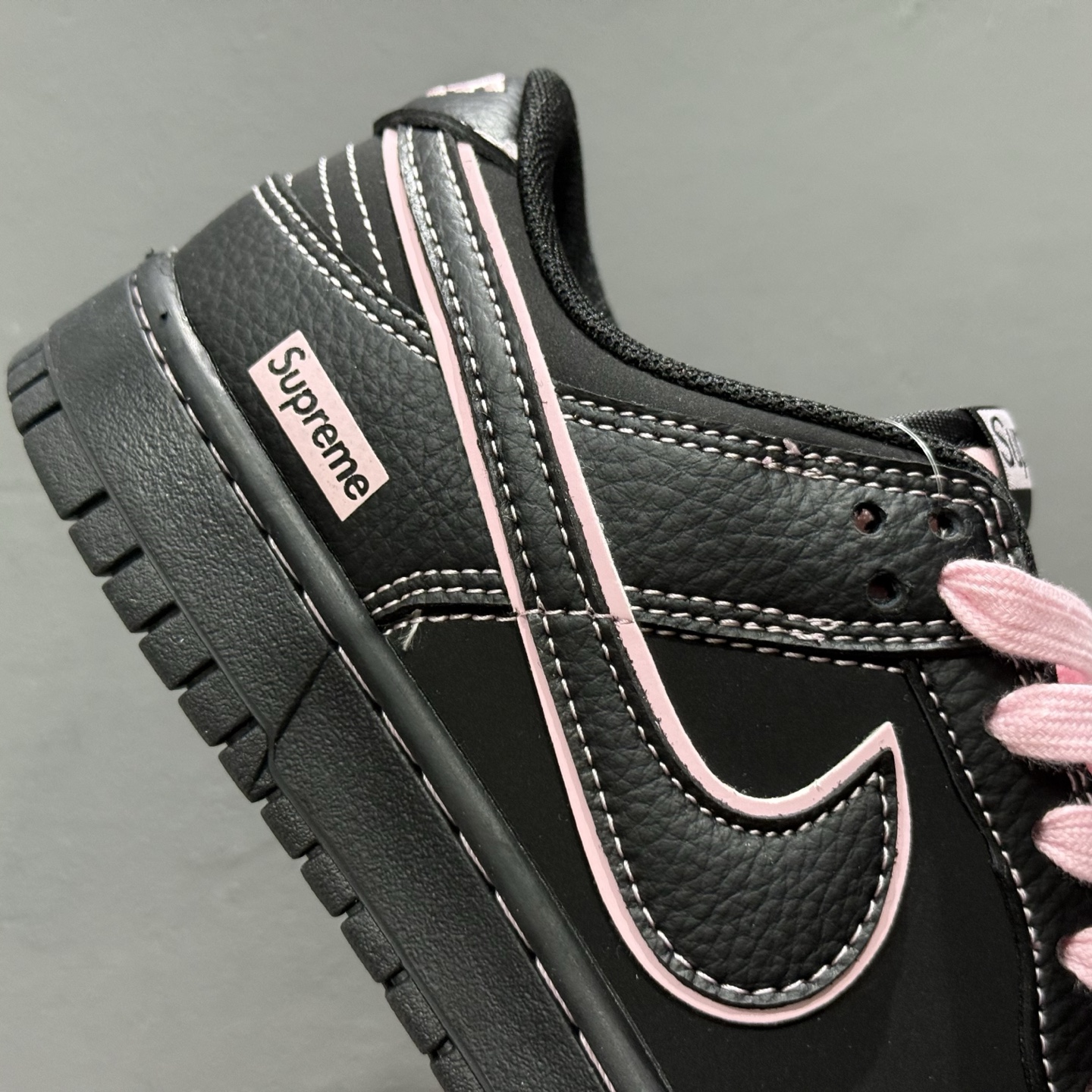 Supreme x Nike Dunk Low 全黑米线 QW5836-014