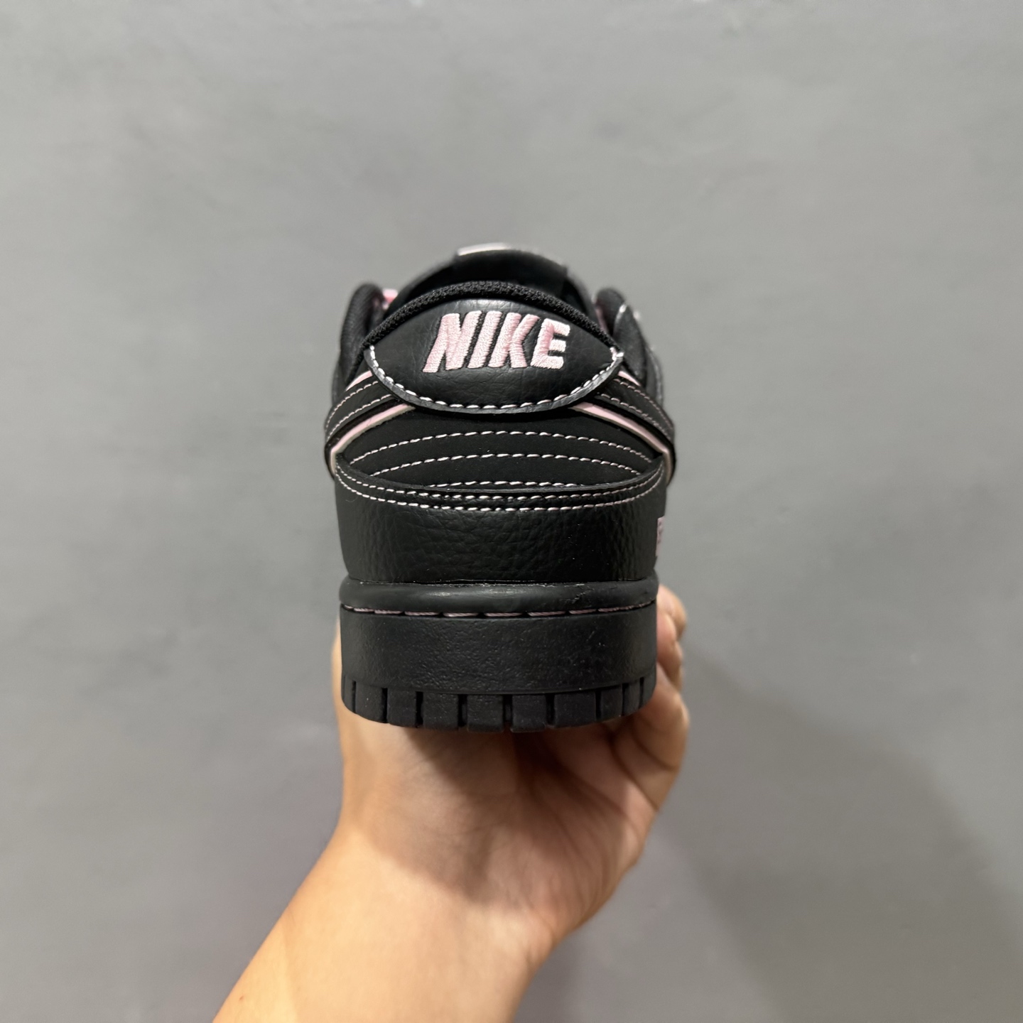 Supreme x Nike Dunk Low 全黑米线 QW5836-014