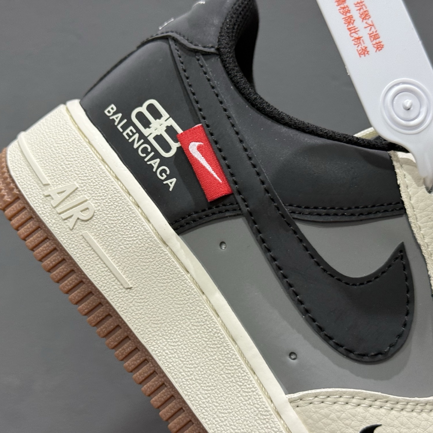Balenciaga x Nike Air Force 1 米灰黑生胶 HJ3318-005