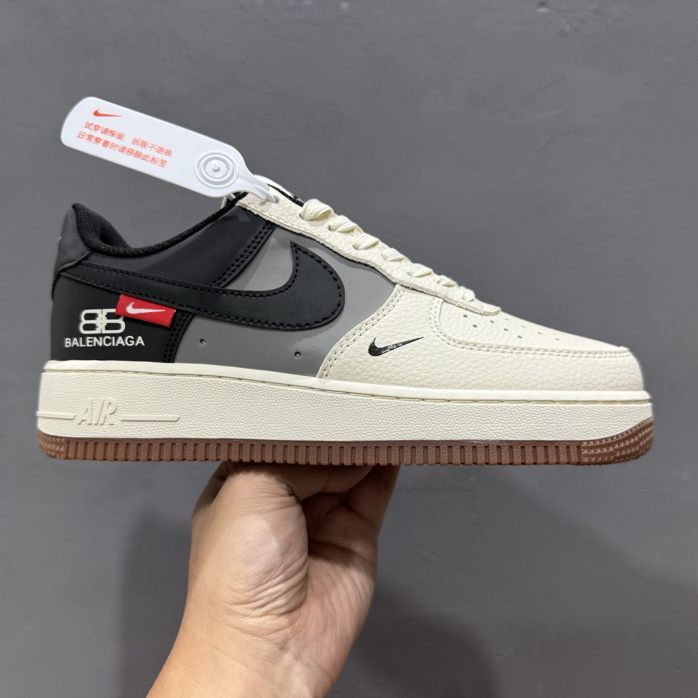 Balenciaga x Nike Air Force 1 米灰黑生胶 HJ3318-005