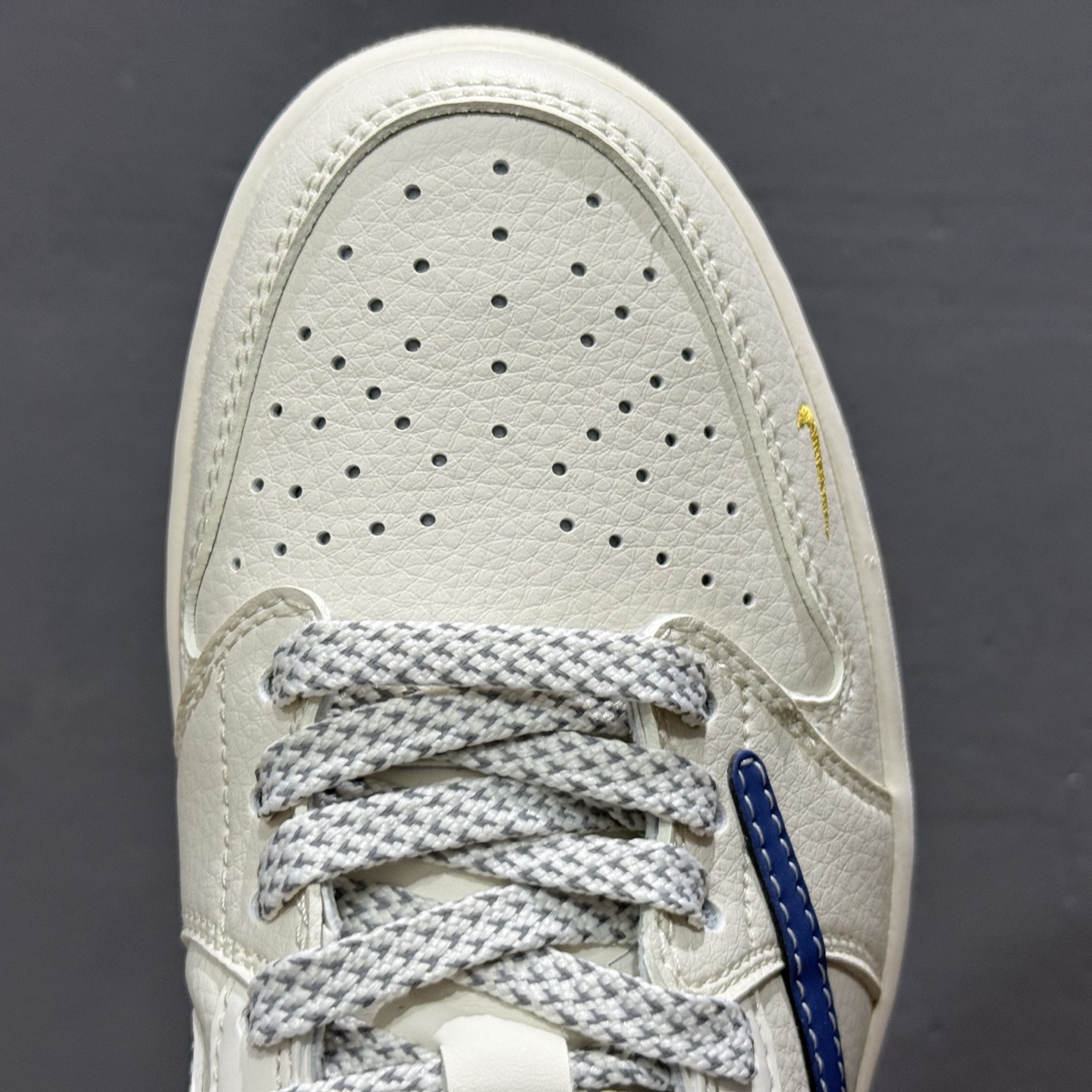Travis Scott x Fragment Design x Jordan Air Jordan 1 Low OG SP “斯图西联名——棕底蓝勾” XY2688-121
