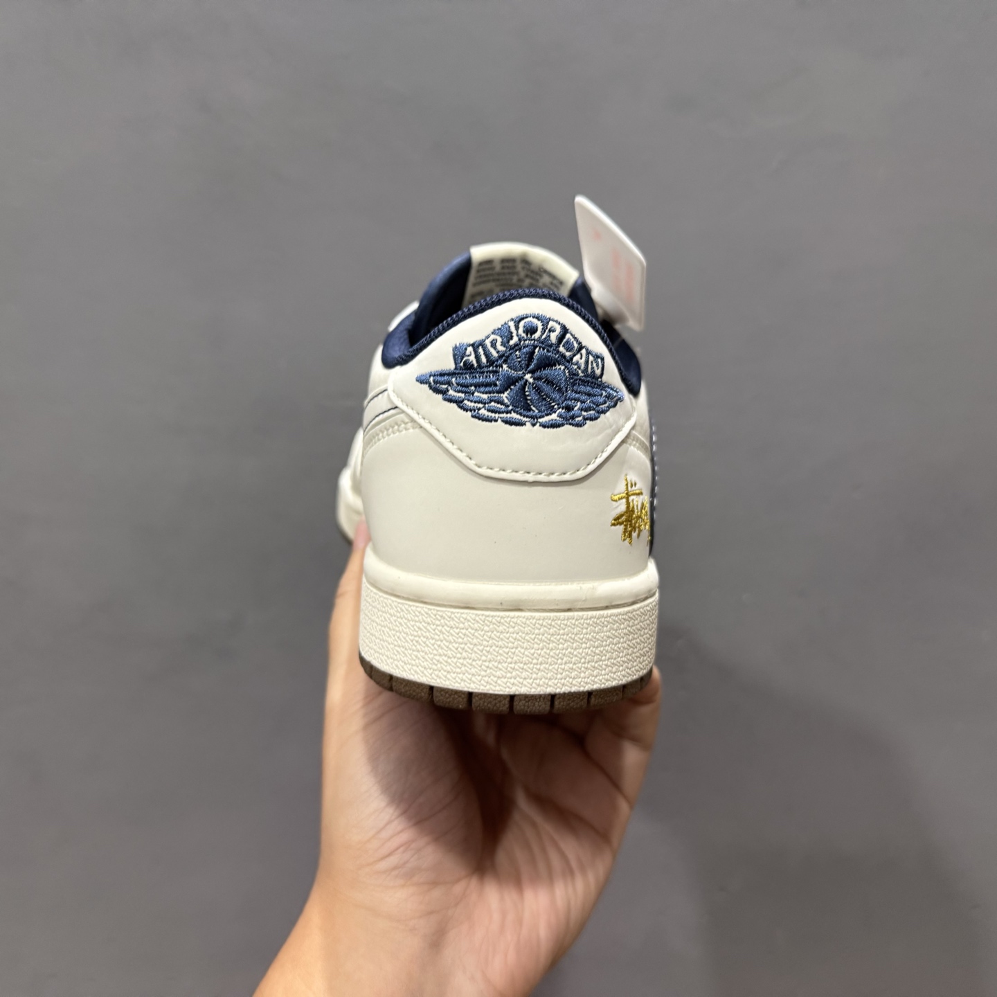Travis Scott x Fragment Design x Jordan Air Jordan 1 Low OG SP “斯图西联名——棕底蓝勾” XY2688-121
