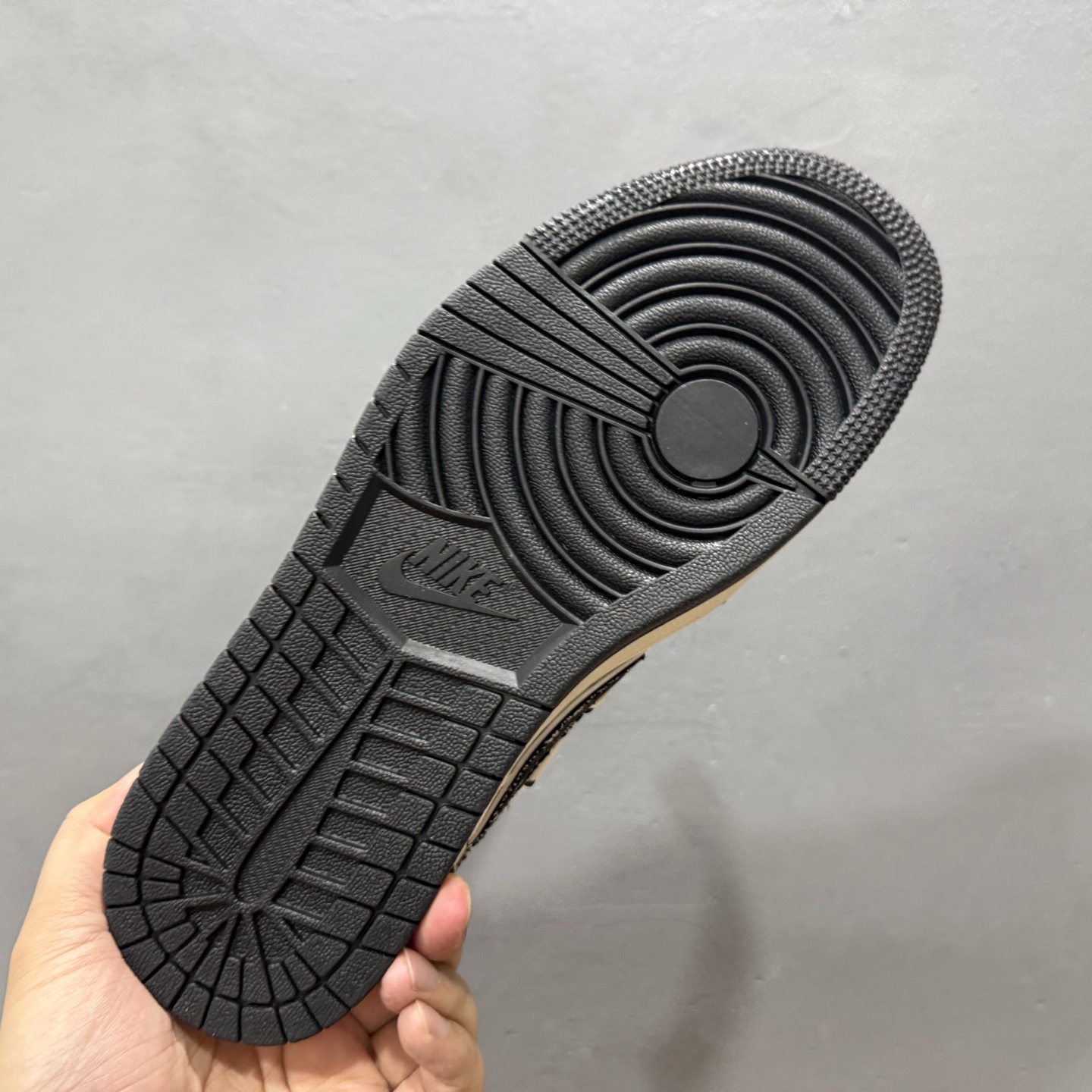 Louis Vuitton x Air Jordan 1 Low 黑帆布抽绳 YX5066-388