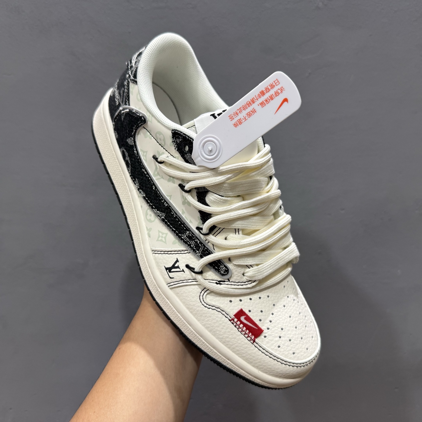 Louis Vuitton x Air Jordan 1 Low 黑帆布抽绳 YX5066-388