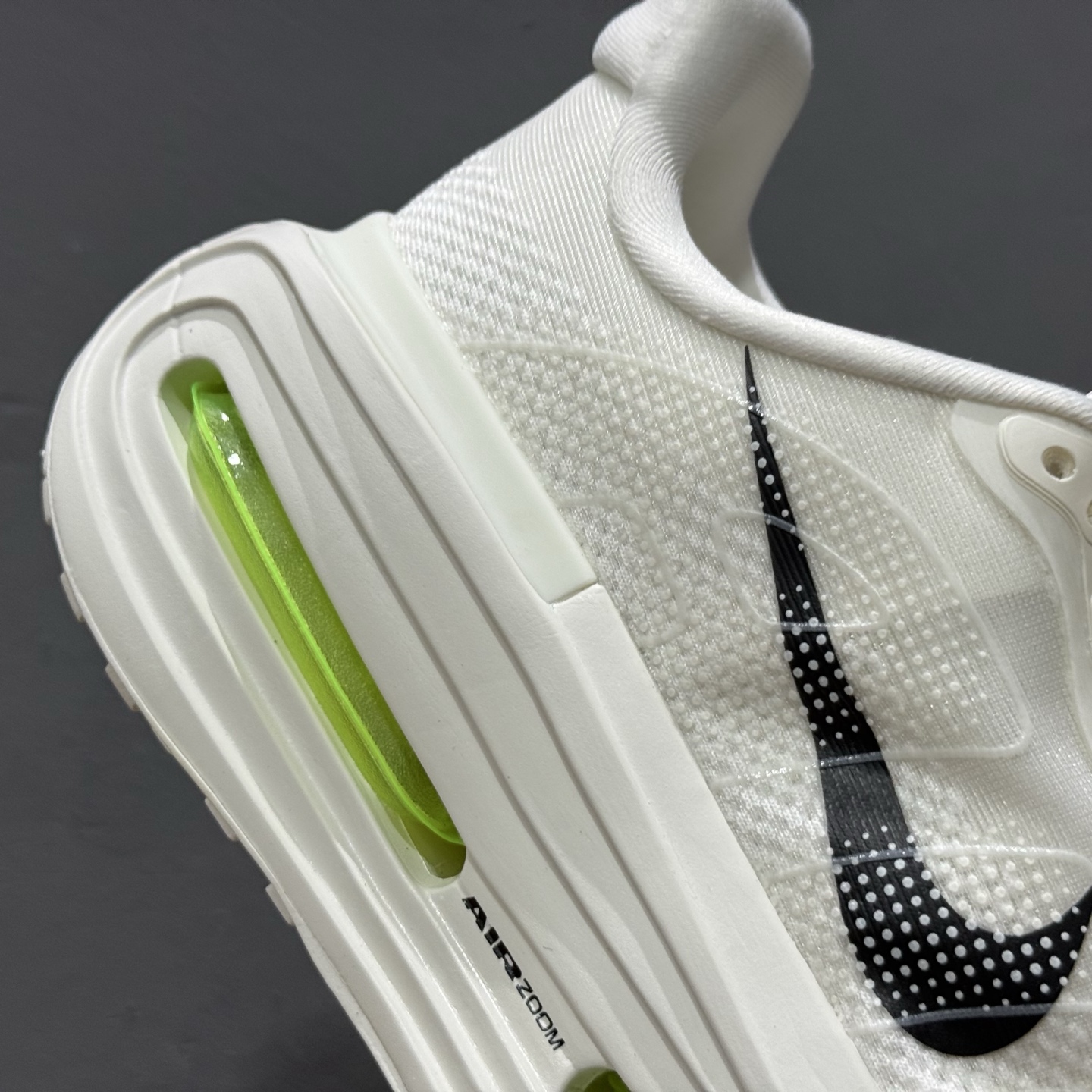 Nike Air Zoom Pegasus Premium 全掌气垫缓震网面运动跑鞋 FN8453-013