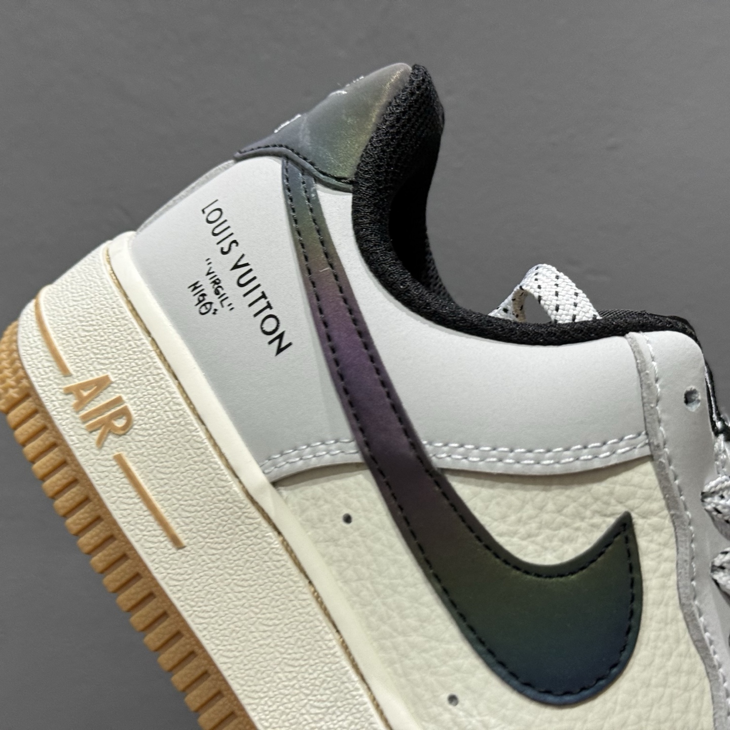 250 Nike Air Force 1‘07 Low LV联名 灰白镭射渐变 空军一号低帮休闲板鞋 LW9279-020